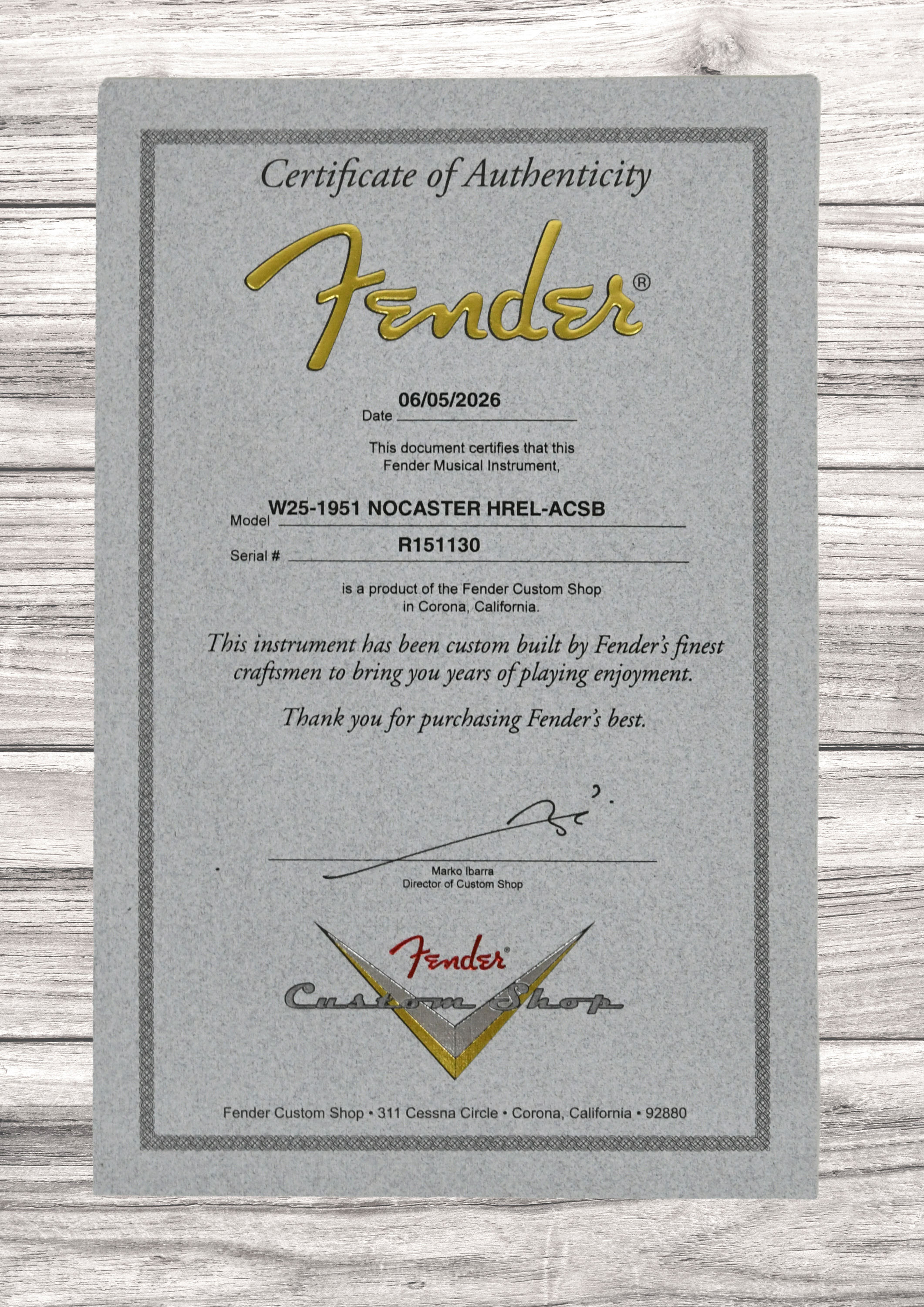 fender-custom-shop-1951-nocaster-heavy-relic-mn-aged-cherry-sunburst_6aaac35249f5e.jpg