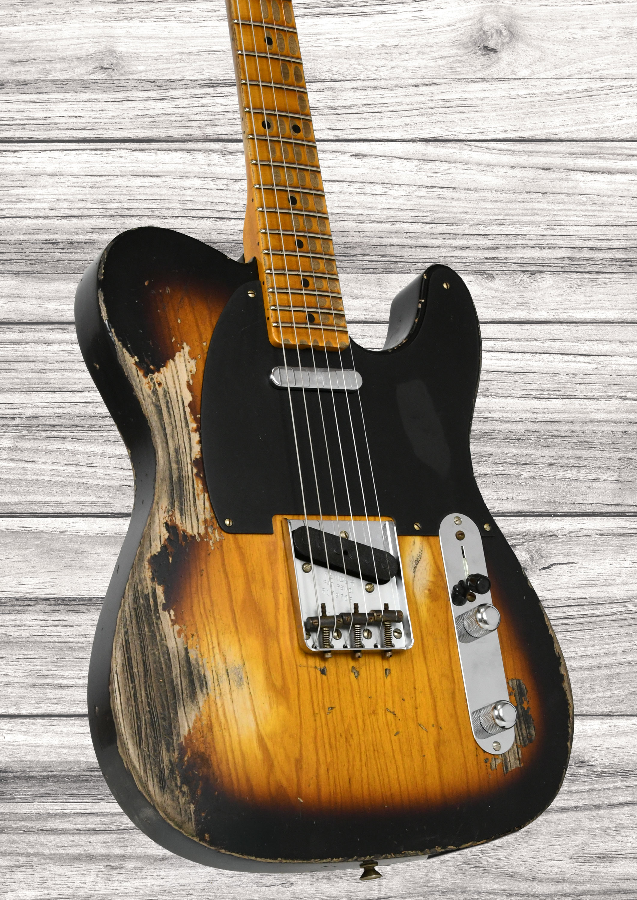 fender-custom-shop-1952-telecaster-super-heavy-relic-faded-violin-burst_6a3d572d64c04.jpg