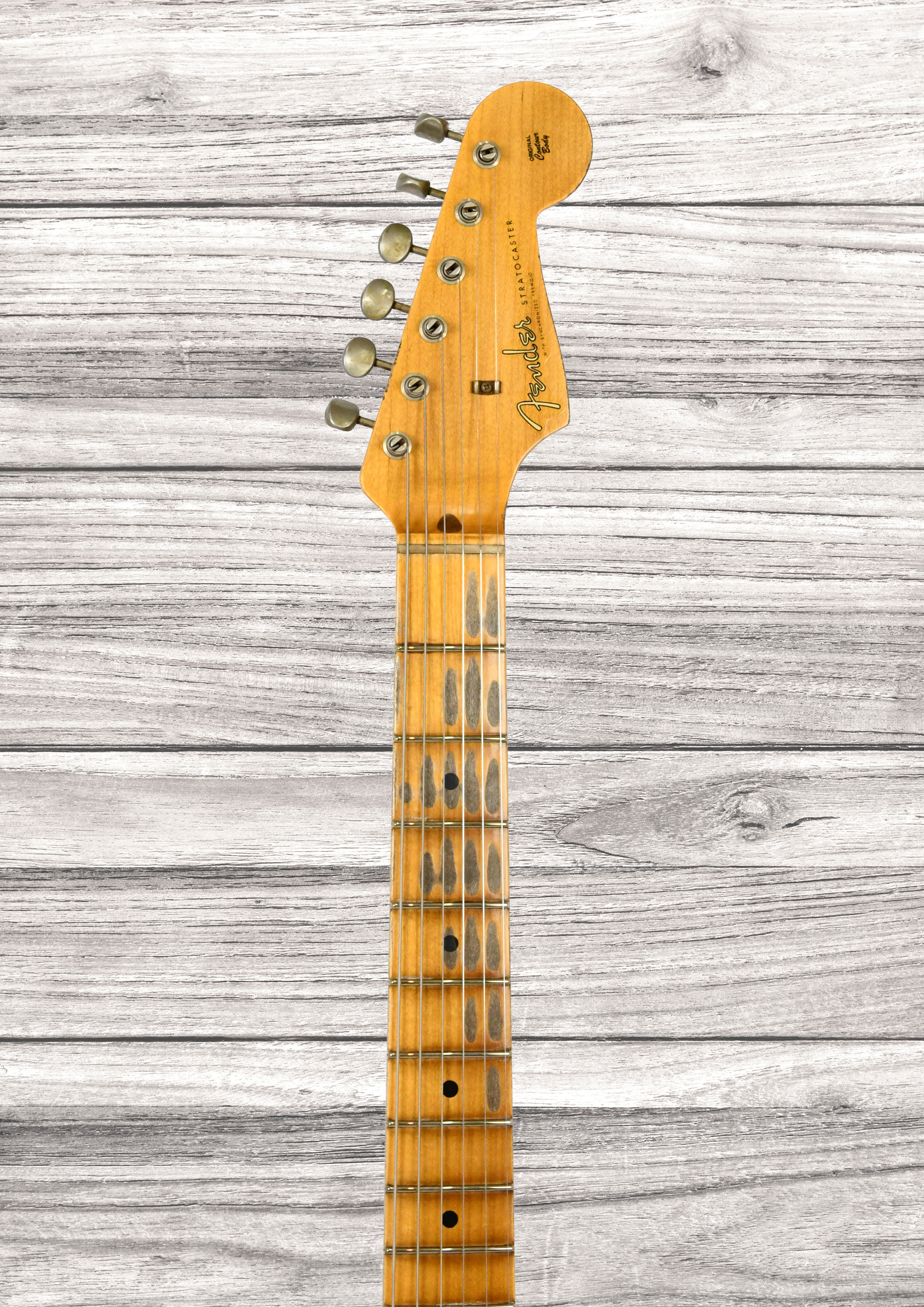 fender-custom-shop-1957-stratocaster-heavy-relic-mn-aged-fiesta-red_6aaab88d6600b.jpg