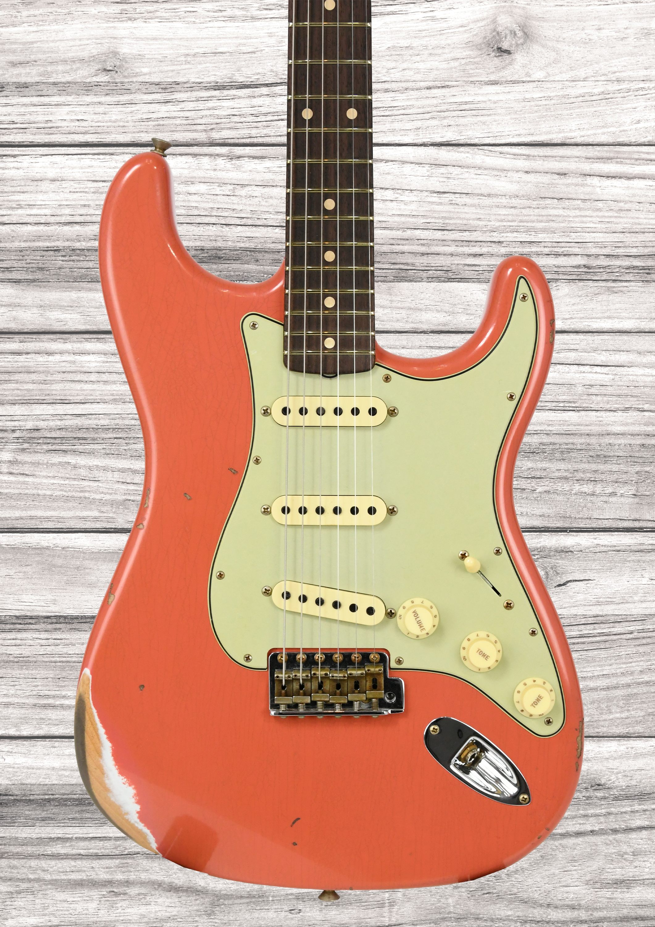 fender-custom-shop-1960-relic-tahitian-coral_694a80b4ce79c.png