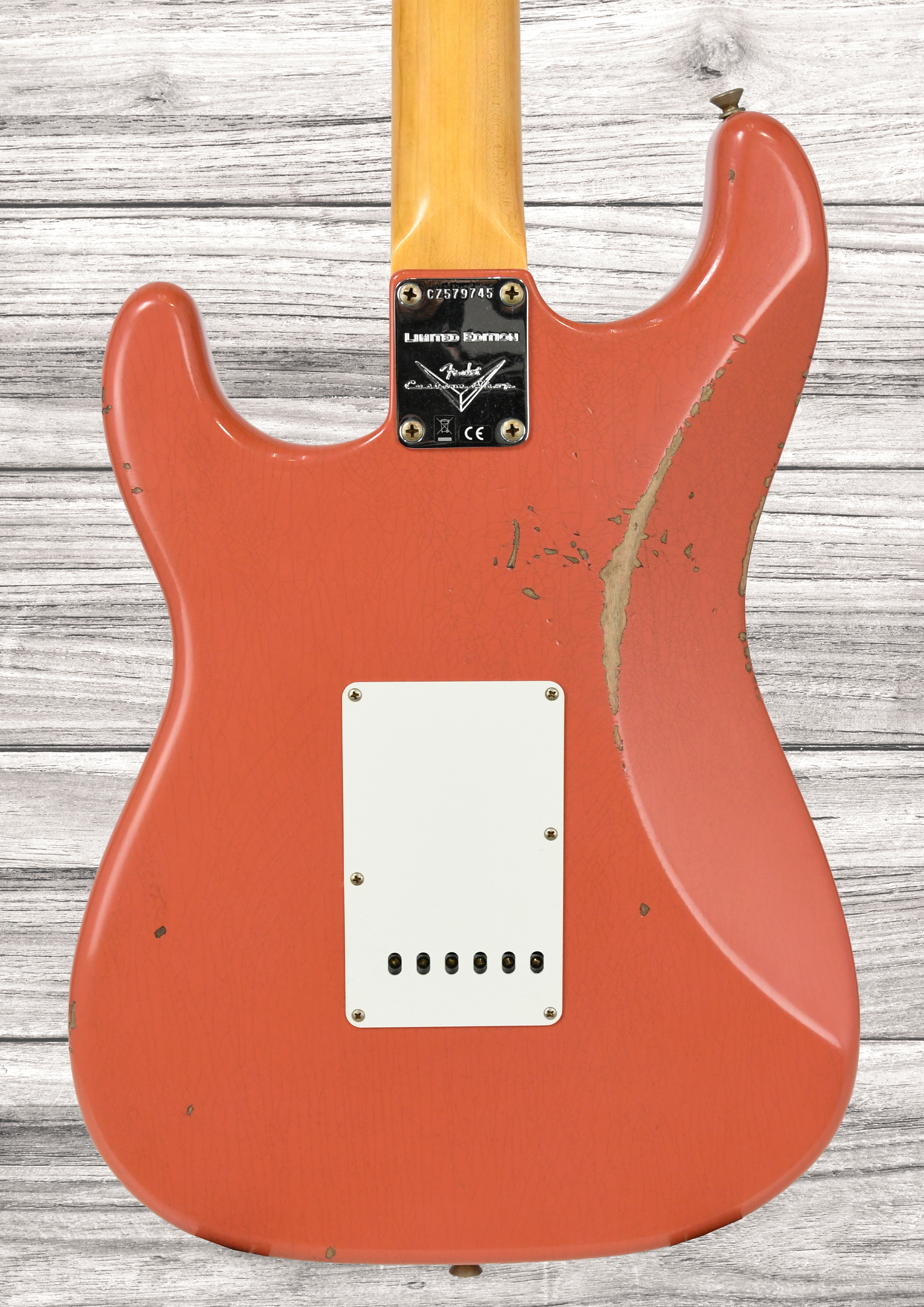 fender-custom-shop-1960-relic-tahitian-coral_694a80c6a5d38.jpg