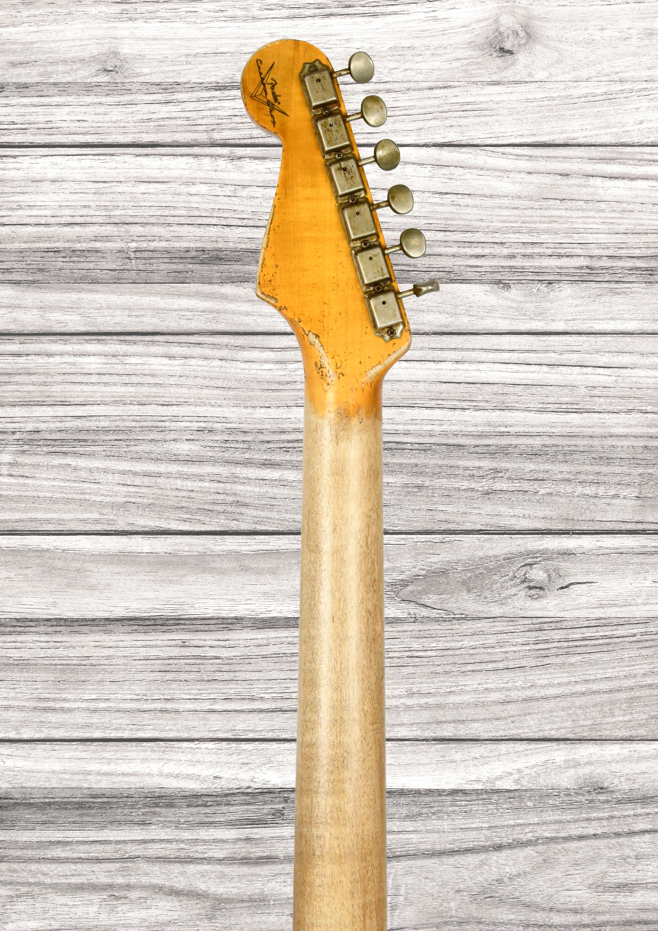 fender-custom-shop-1961-stratocaster-super-heavy-relic-3a-rw-aged-olympic-white-3tsb_6ab0f1e0b0861.jpg