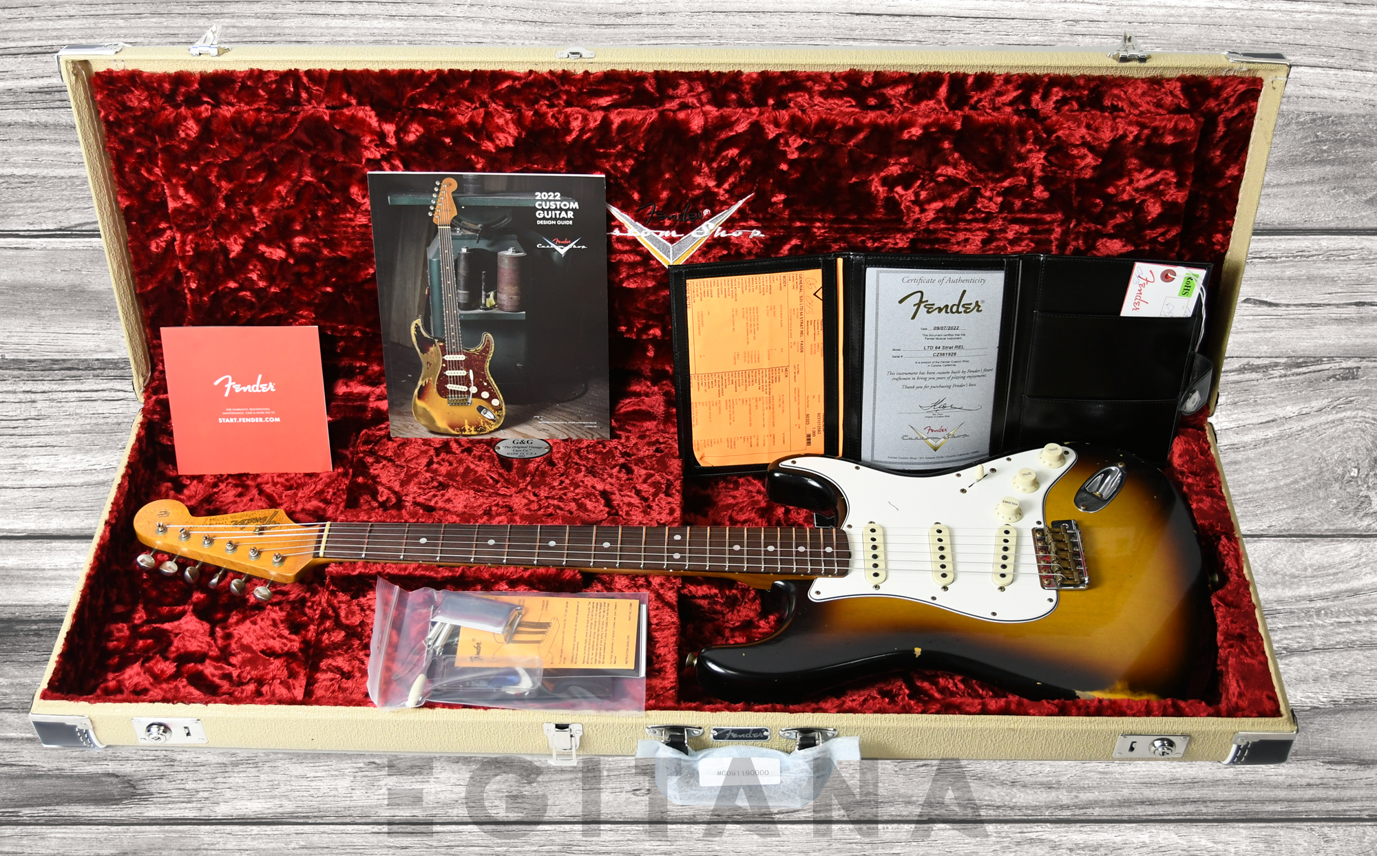 fender-custom-shop-2020-64-strat-journeyman-relic-faded-3tsb_63a343df83b6d.jpg