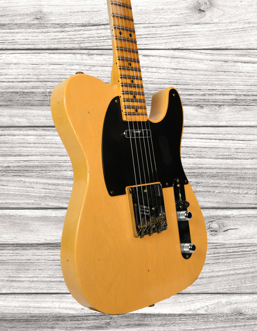 fender-custom-shop-52-telecaster-journeyman-relic-maple-neck-aged-nocaster-blonde_641c56b081b44.png