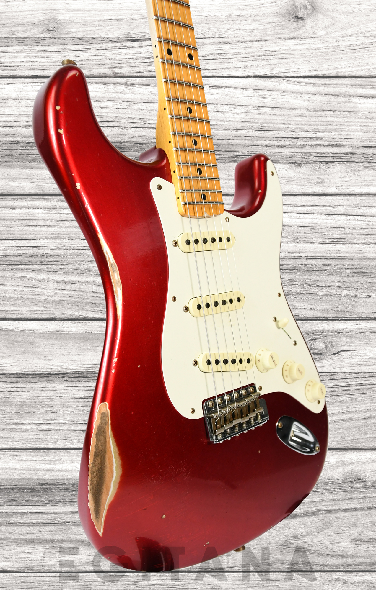 fender-custom-shop-57-stratocaster-relic-aged-candy-apple-red_6399df47d6163.jpg