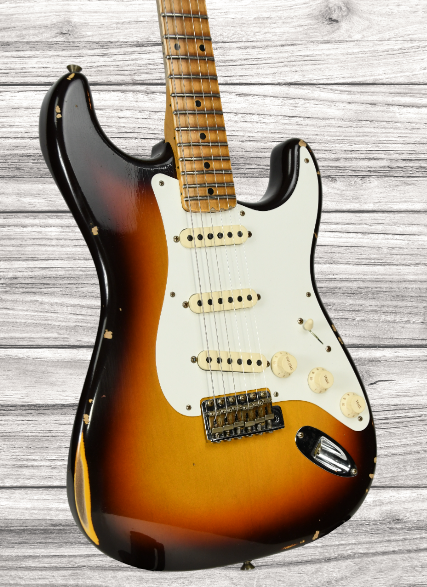 fender-custom-shop-58-strat-relic-faded-aged-3-color-sunburst_65e867ab10810.png