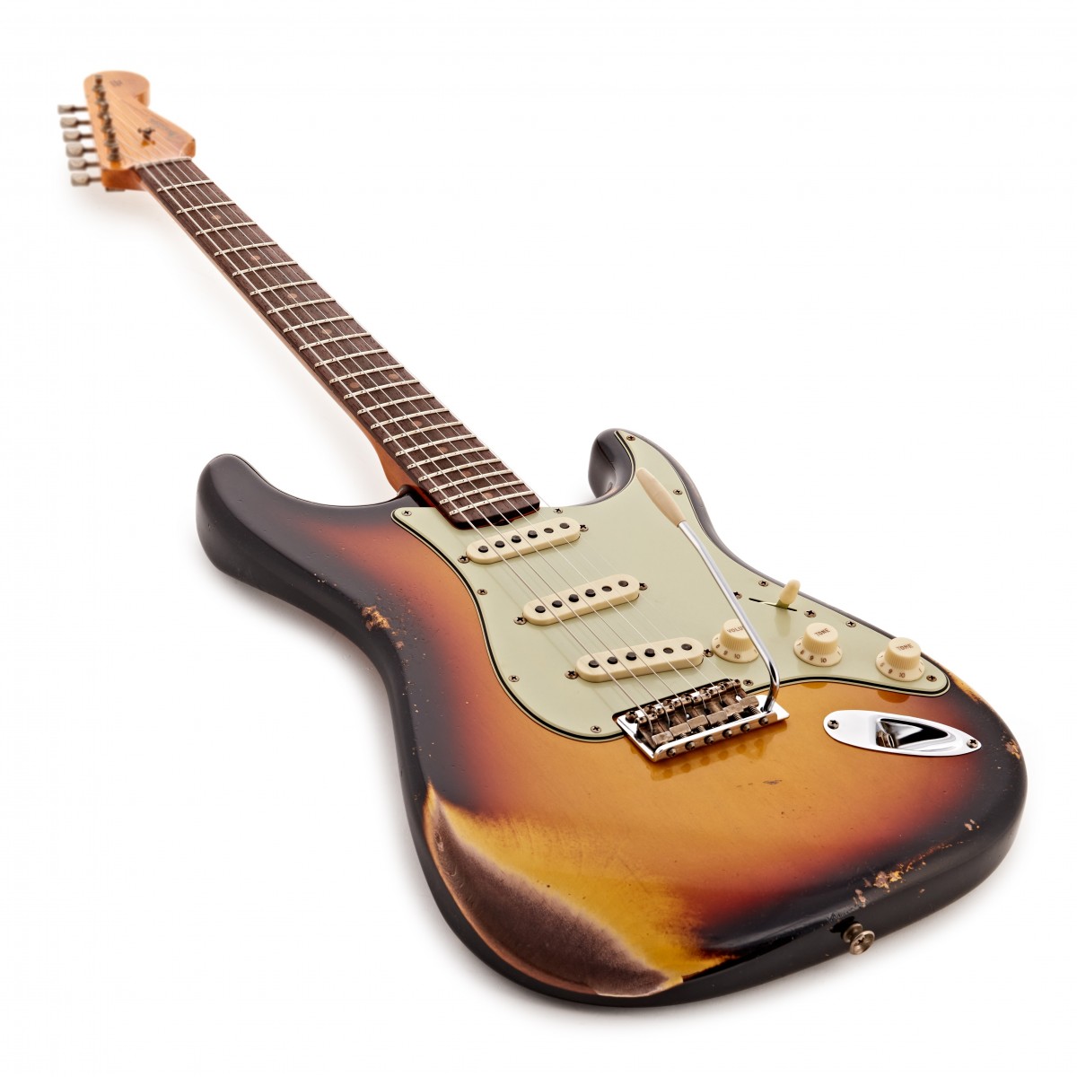 fender-custom-shop-61-stratocaster-heavy-relic-s-f-aged-sunburst_676180602550e.jpg