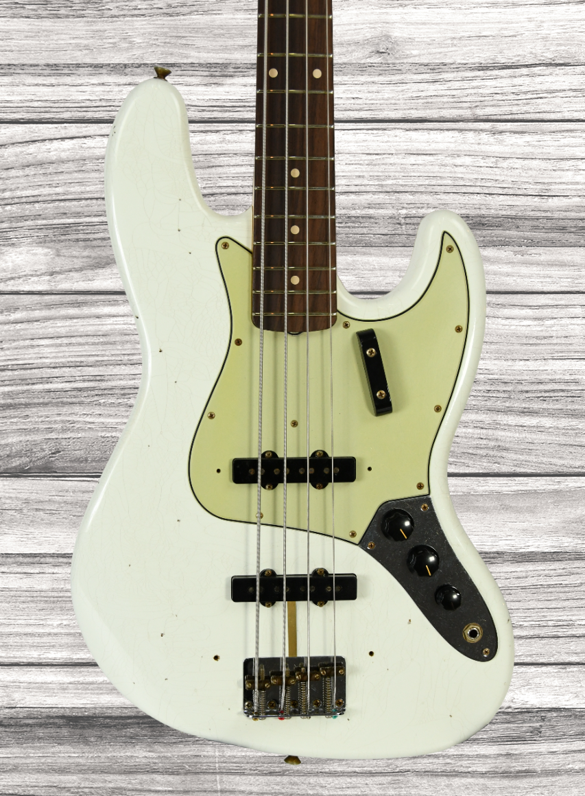 fender-custom-shop-64-jazz-bass-journeyman-relic-olympic-white-rw_65bbd6c395285.png