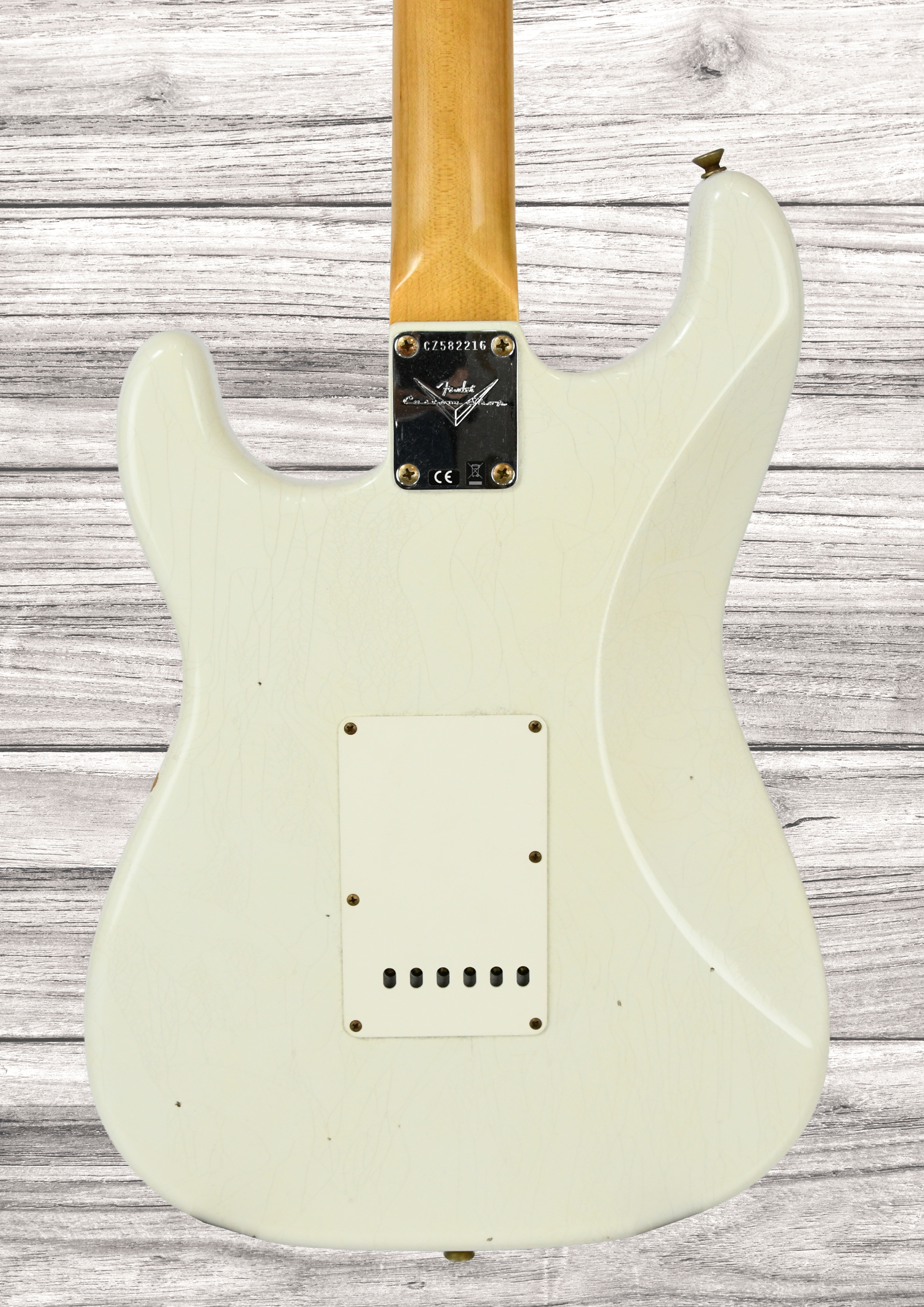 fender-custom-shop-64-stratocasterjourneyman-relic-aged-olympic-white_6931a3307034b.png