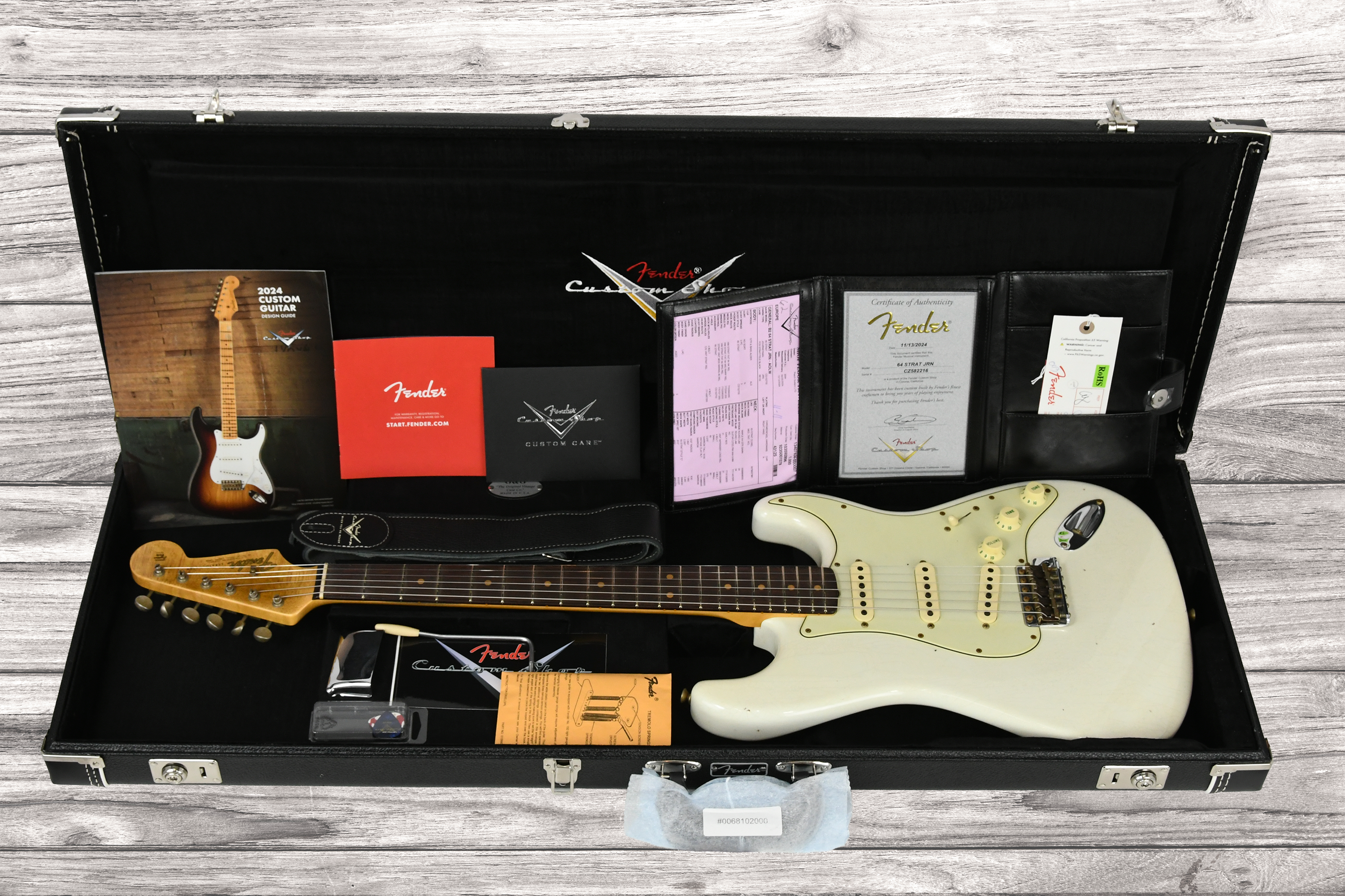 fender-custom-shop-64-stratocasterjourneyman-relic-aged-olympic-white_6931a3365b500.png
