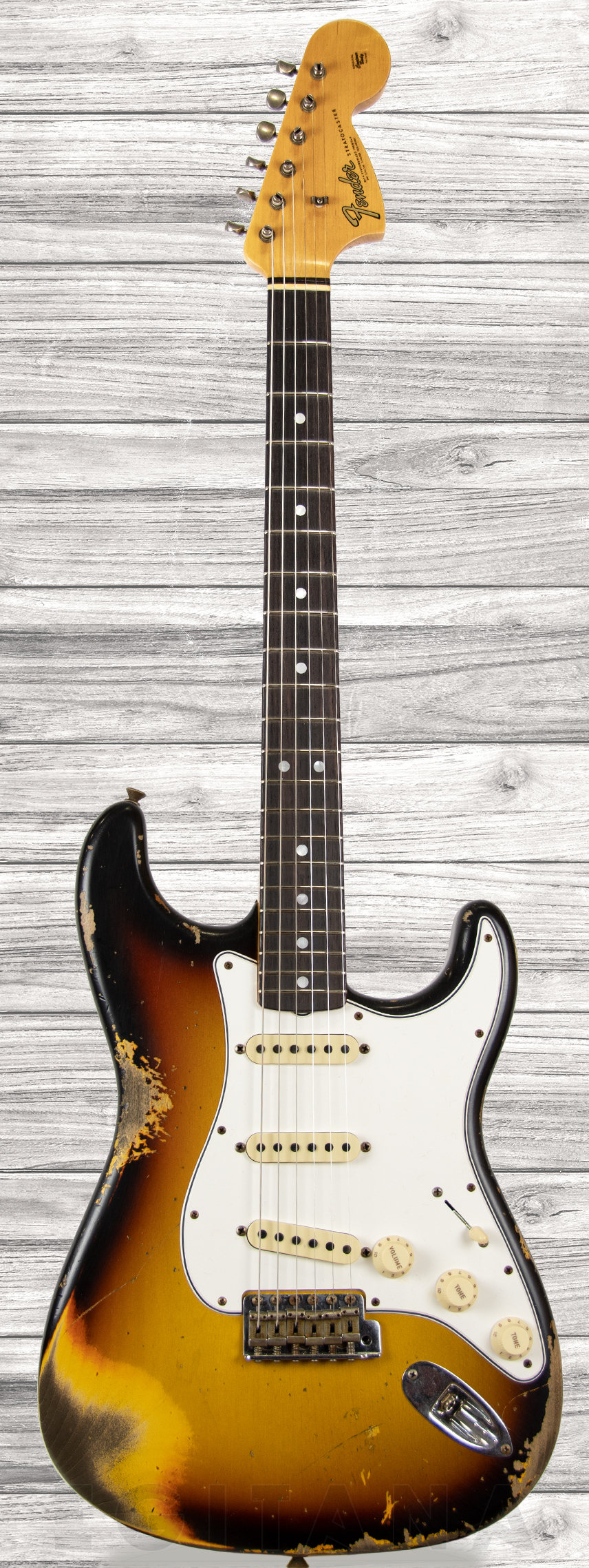 fender-custom-shop-67-stratocaster-heavy-relic-faded-aged-3-colour-sunburst_609d5472bb62c.jpg