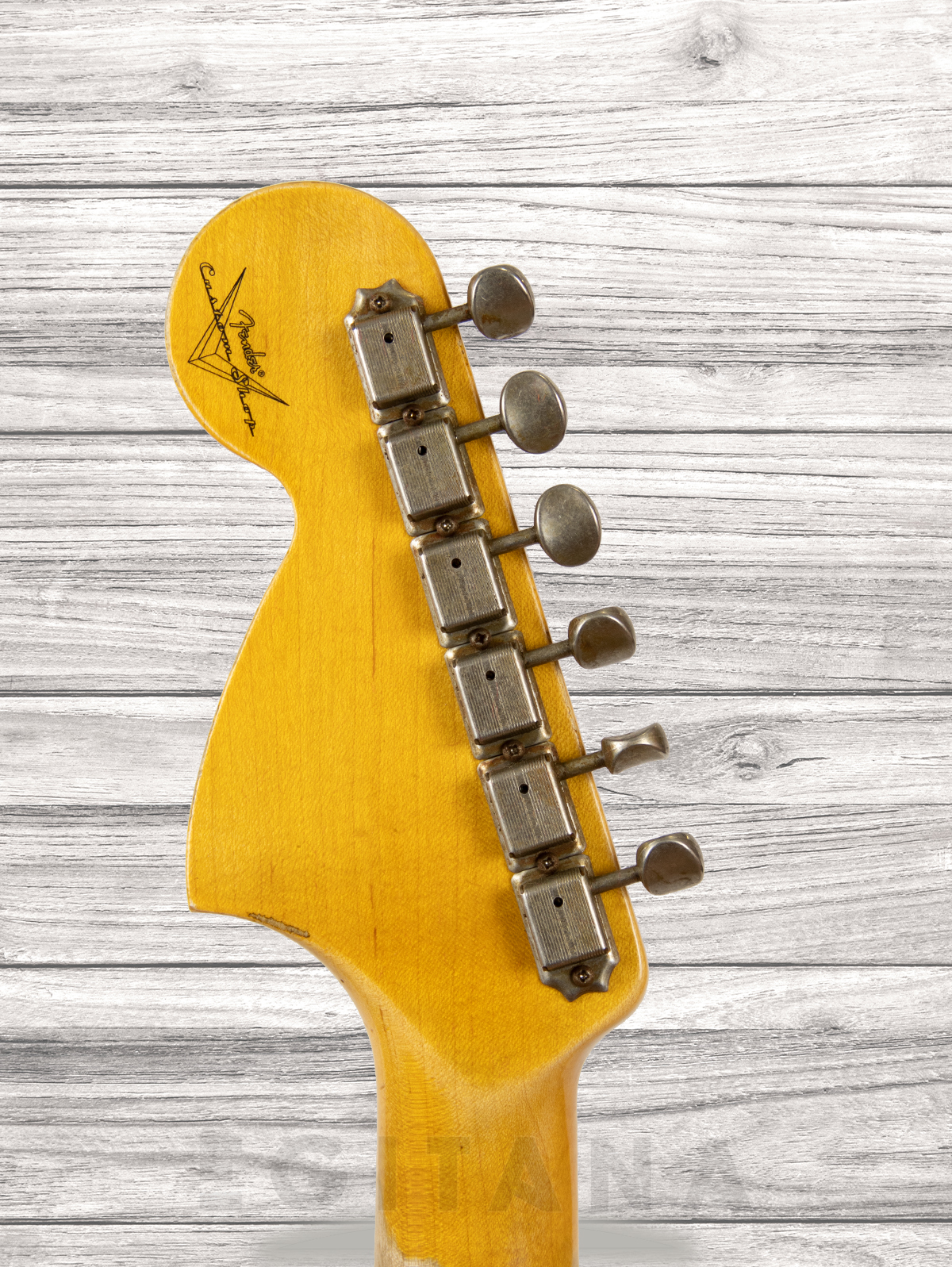 fender-custom-shop-67-stratocaster-heavy-relic-faded-aged-3-colour-sunburst_609d547679488.jpg