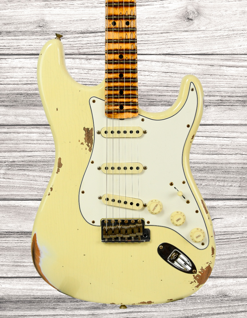 fender-custom-shop-69-stratocaster-heavy-relic-aged-vintage-white_6704033bd7dd7.jpg