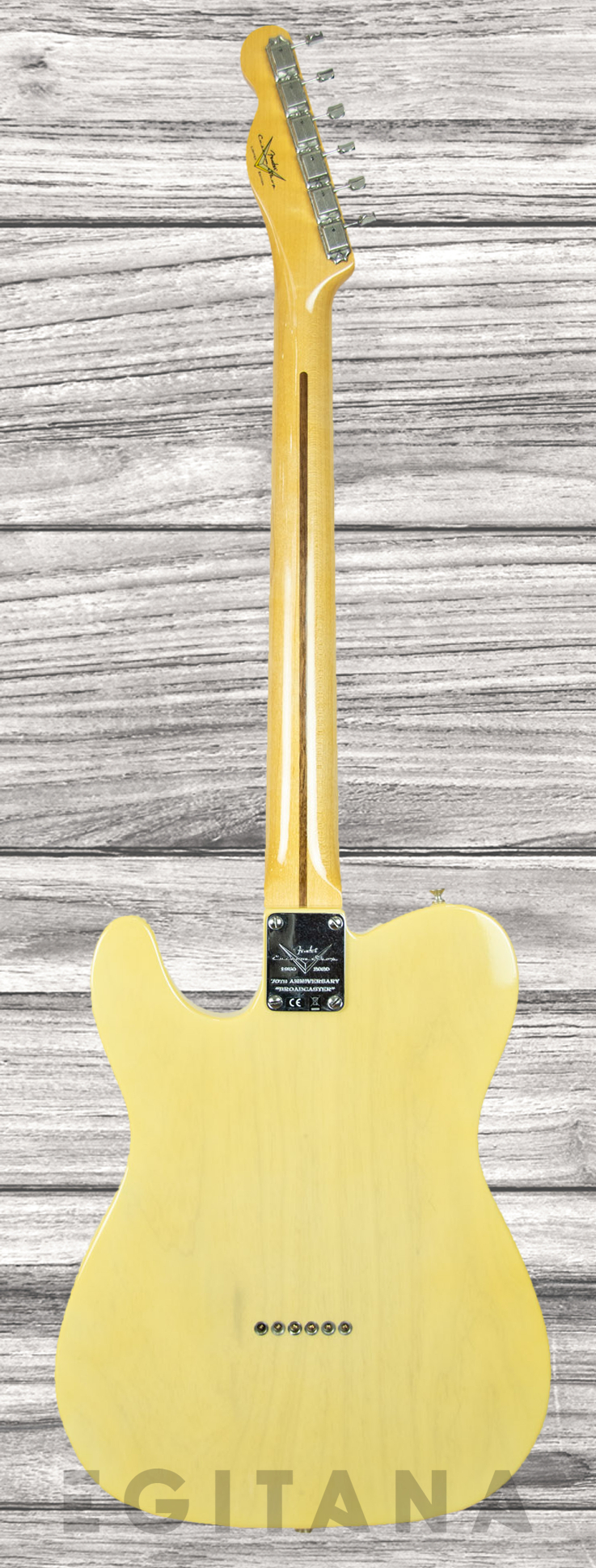 fender-custom-shop-70th-anniversary-broadcaster-time-capsule-finish_610038cb05620.jpg