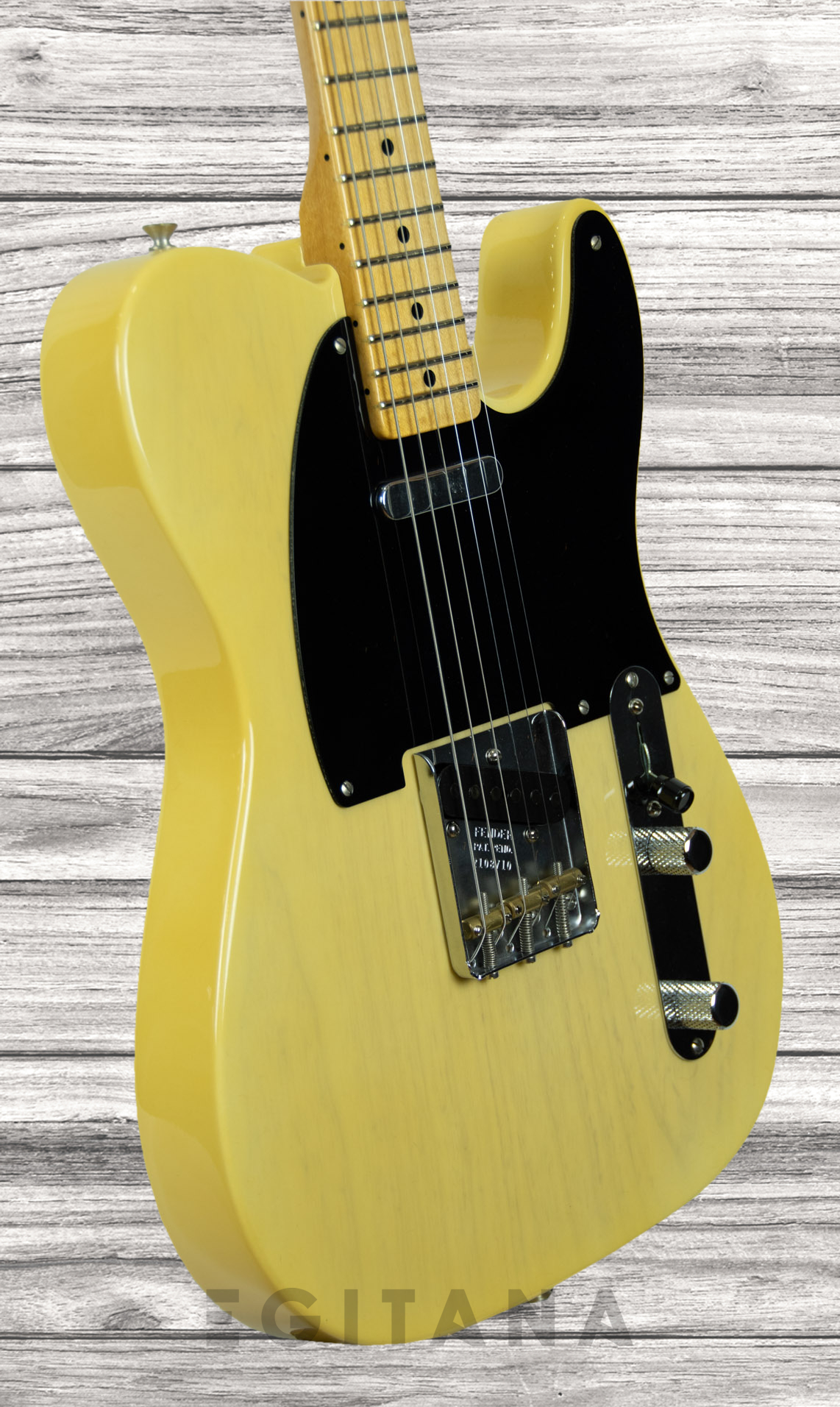 fender-custom-shop-70th-anniversary-broadcaster-time-capsule-finish_610038ce1bd26.jpg