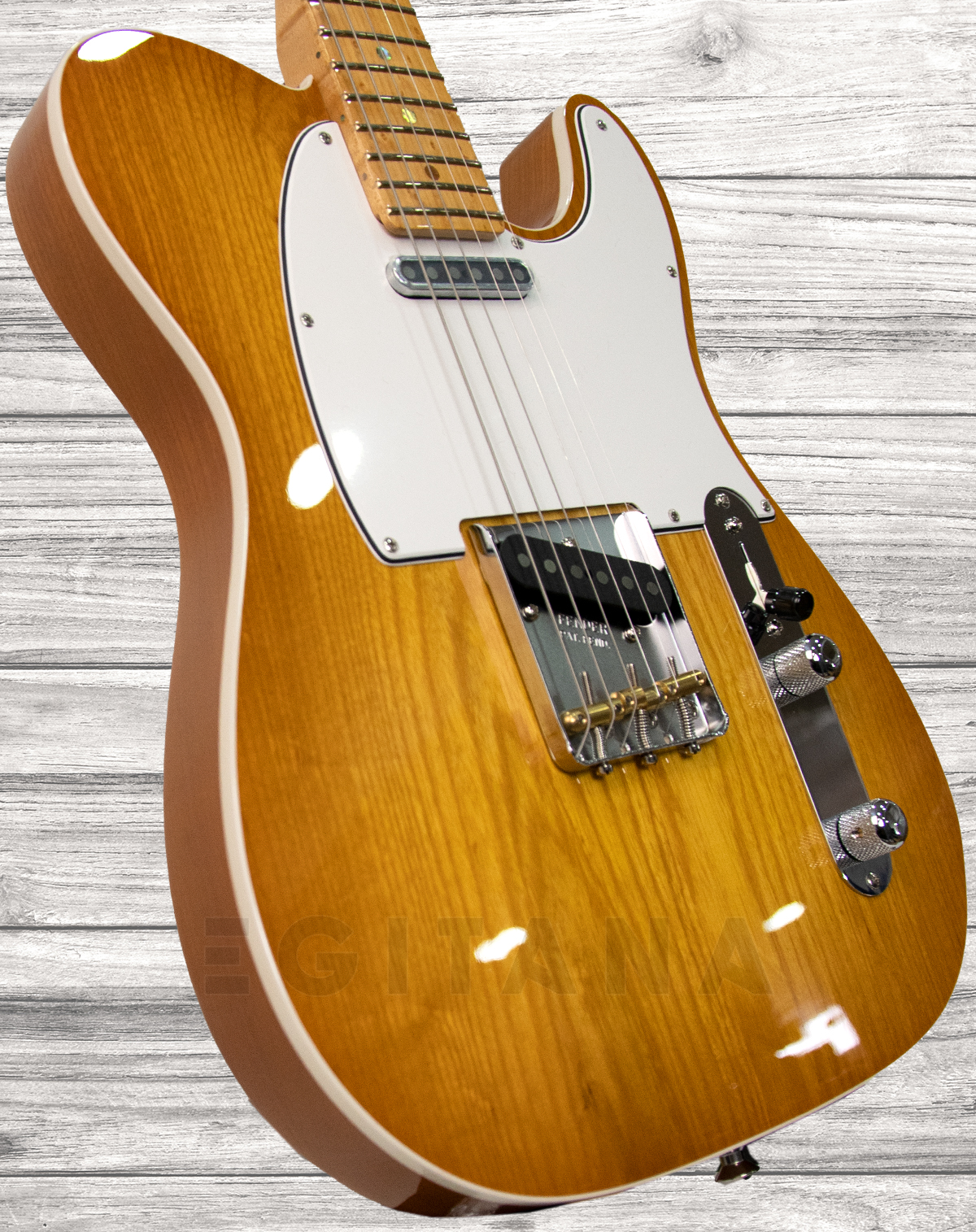 fender-custom-shop-american-custom-telecaster-nos-honey-burst_5f60e15eb89df.jpg