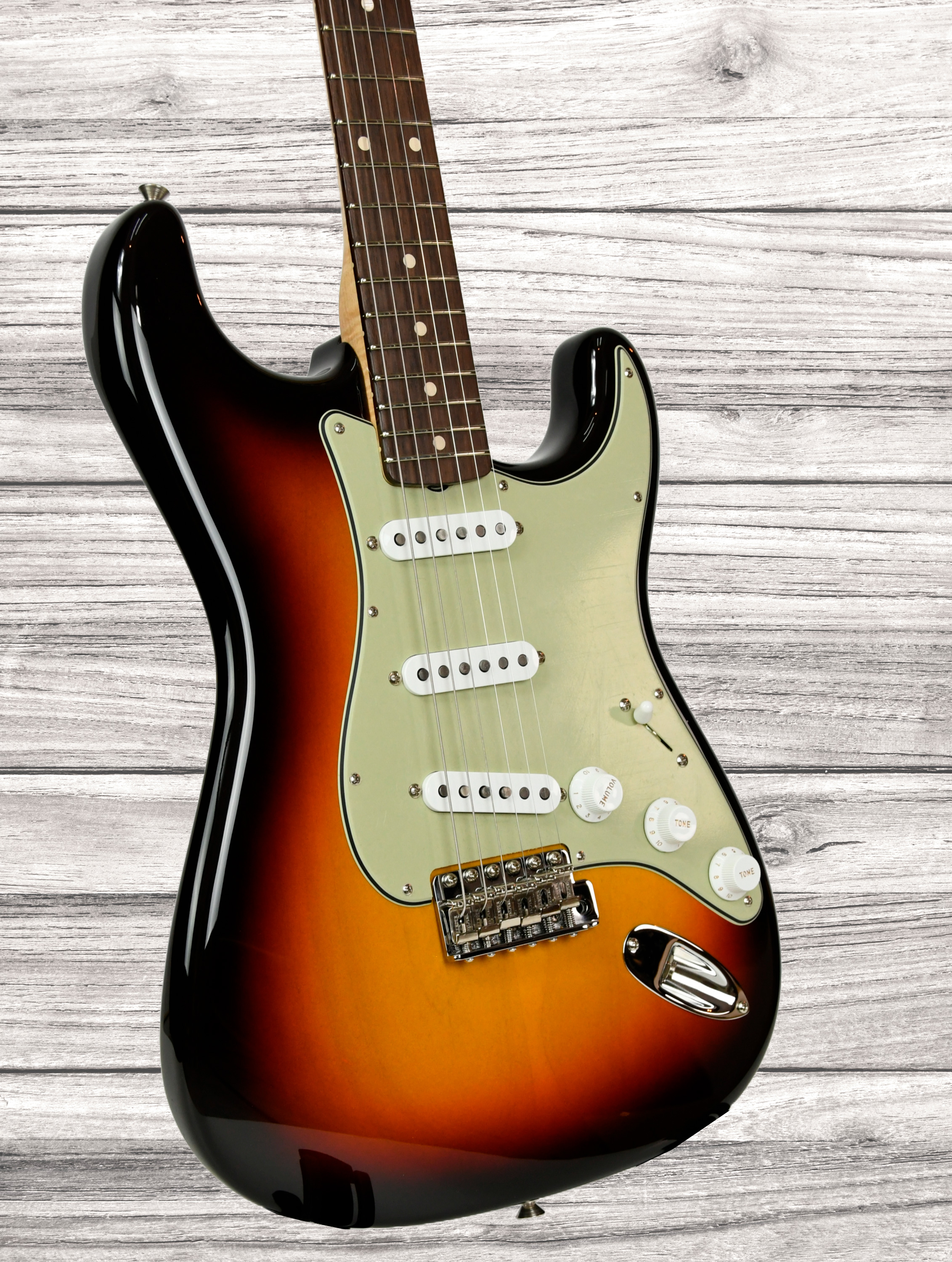 fender-custom-shop-lim-ed-59-strat-nos-chocolate-3-tone-sunburst_670f9a96d5d19.jpg