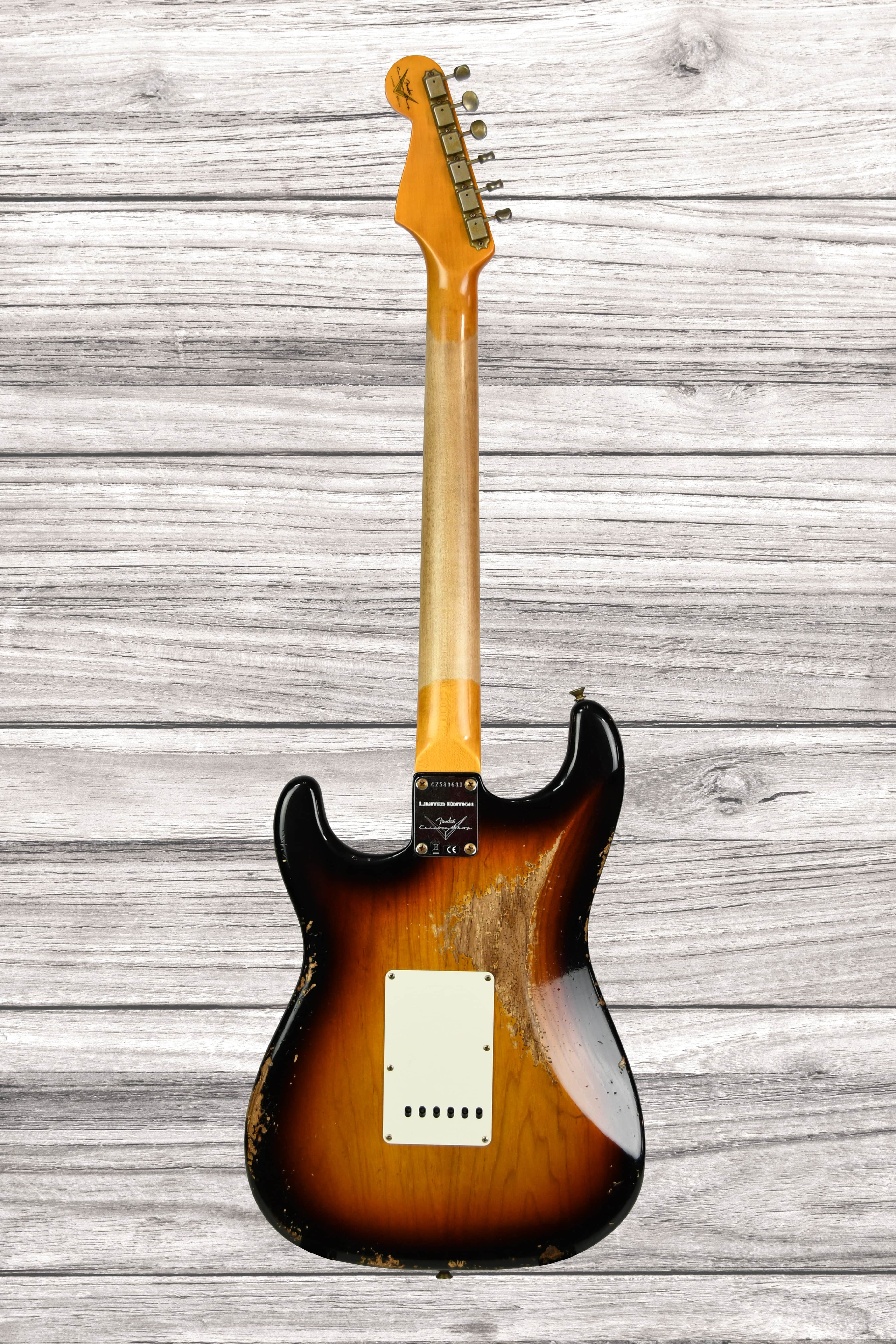 fender-custom-shop-lim-ed-62-strat-heavy-relic-faded-3-color-sunburst_66d7338252cb7.jpg