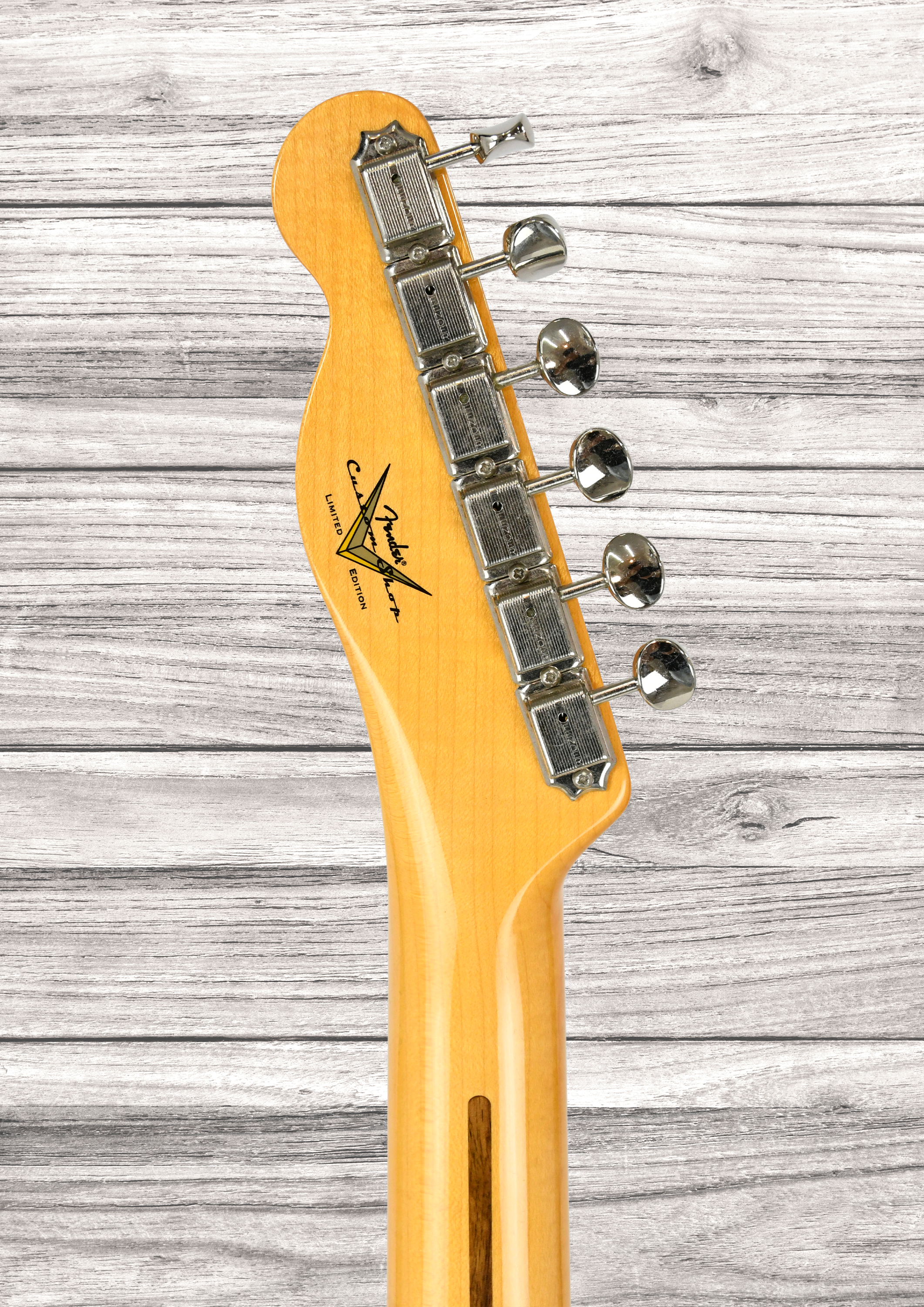 fender-custom-shop-limited-edition-54-telecaster-nocaster-blonde_693175acd215b.png
