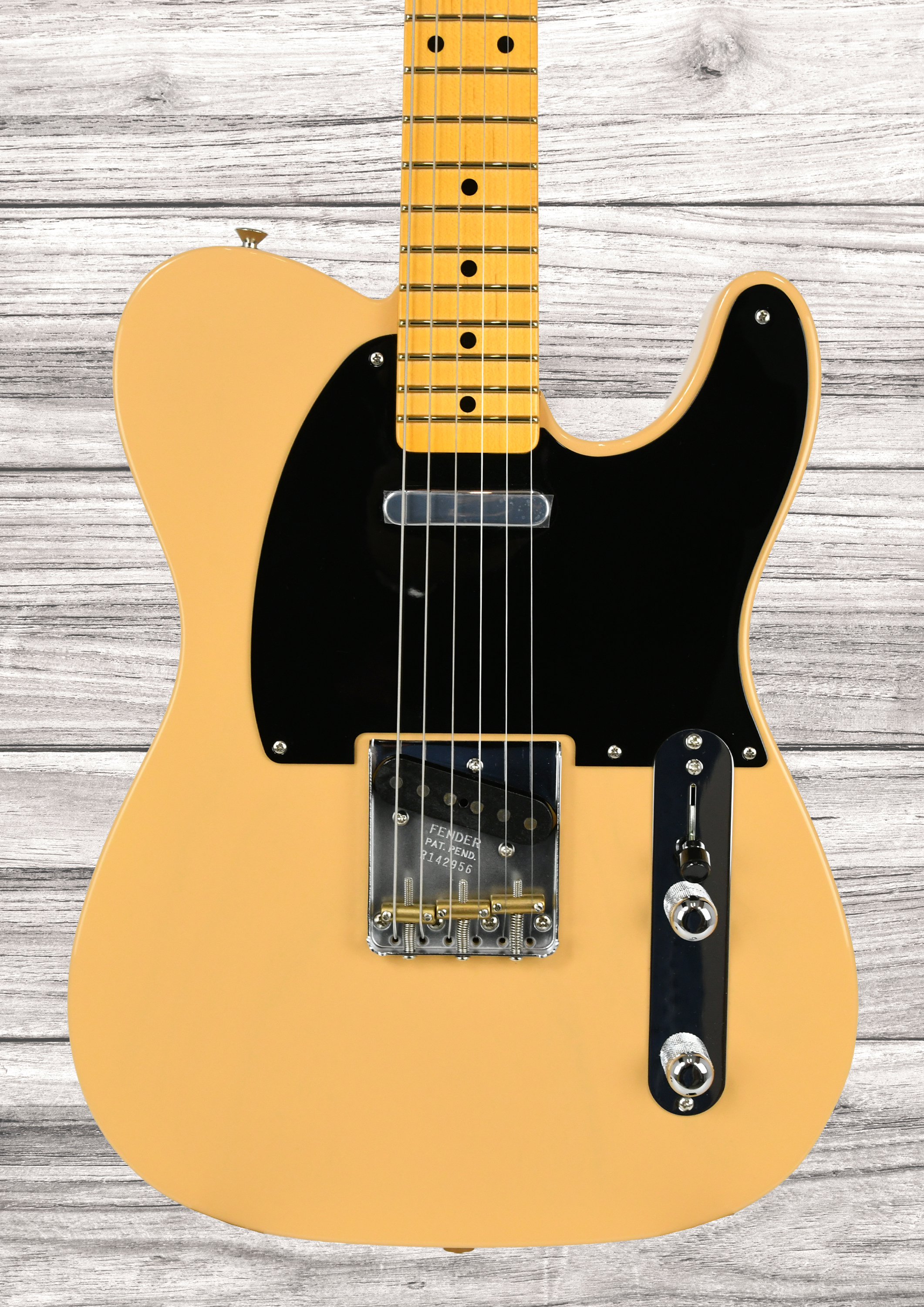 fender-custom-shop-limited-edition-54-telecaster-nocaster-blonde_6931766d94df1.jpg