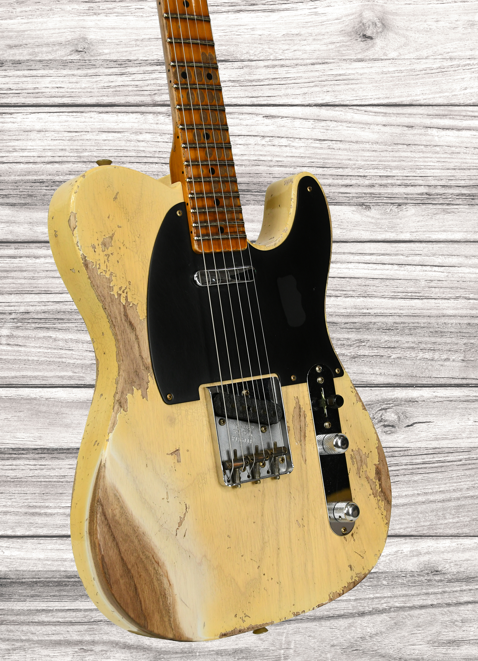 fender-custom-shop-limited-edition-54-telecaster-super-heavy-relic-nocaster-blonde_6937f8269bc51.jpg