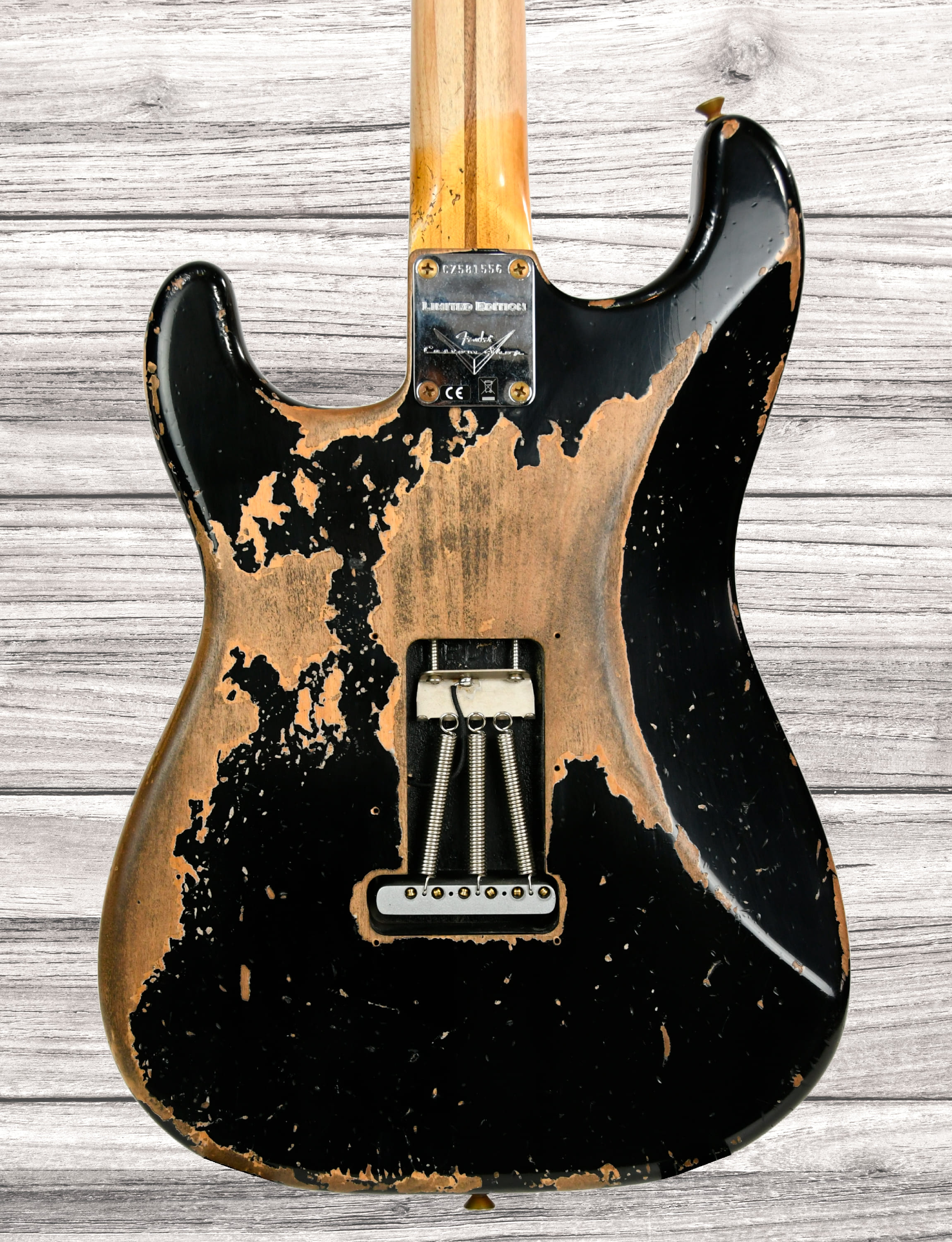 fender-custom-shop-limited-edition-56-strat-poblano-super-heavy-realic-aged-black_67af20588121c.jpg