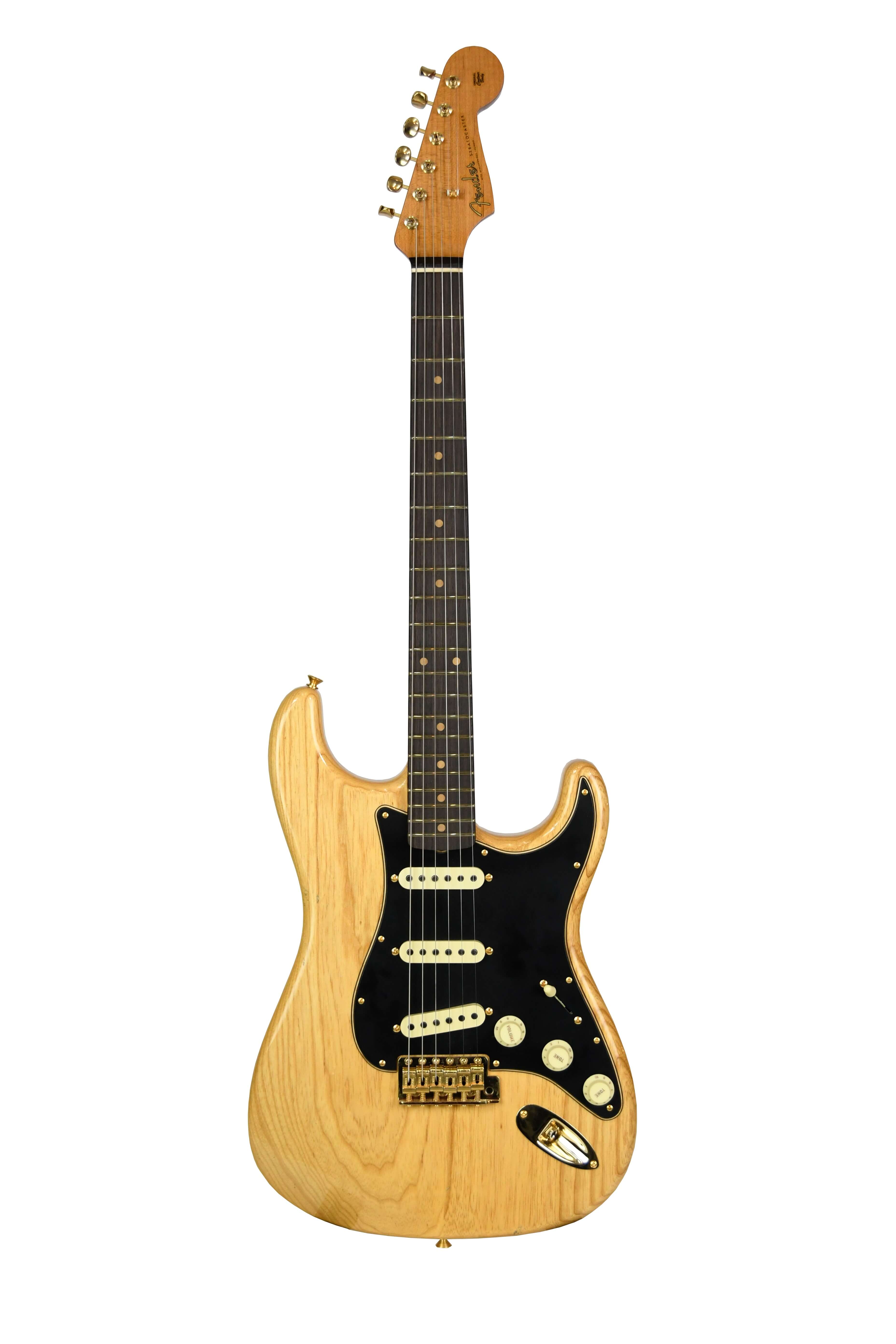 fender-custom-shop-limited-edition-62-stratocaster-journeyman-relic-aged-natural_66bf5ecbb9e25.jpg