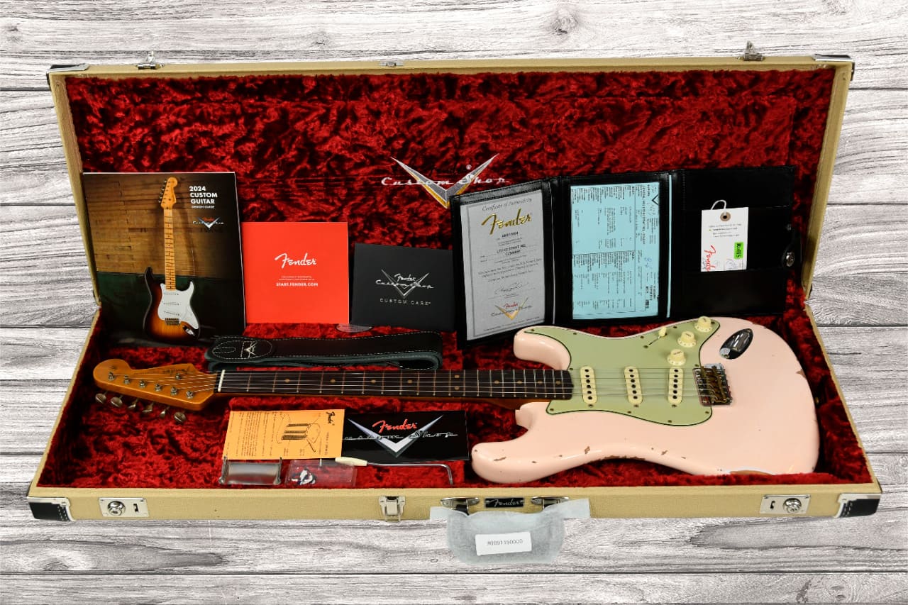 fender-custom-shop-limited-edition-63-strat-relic-super-faded-aged-shell-pink_679364d13ff66.jpg