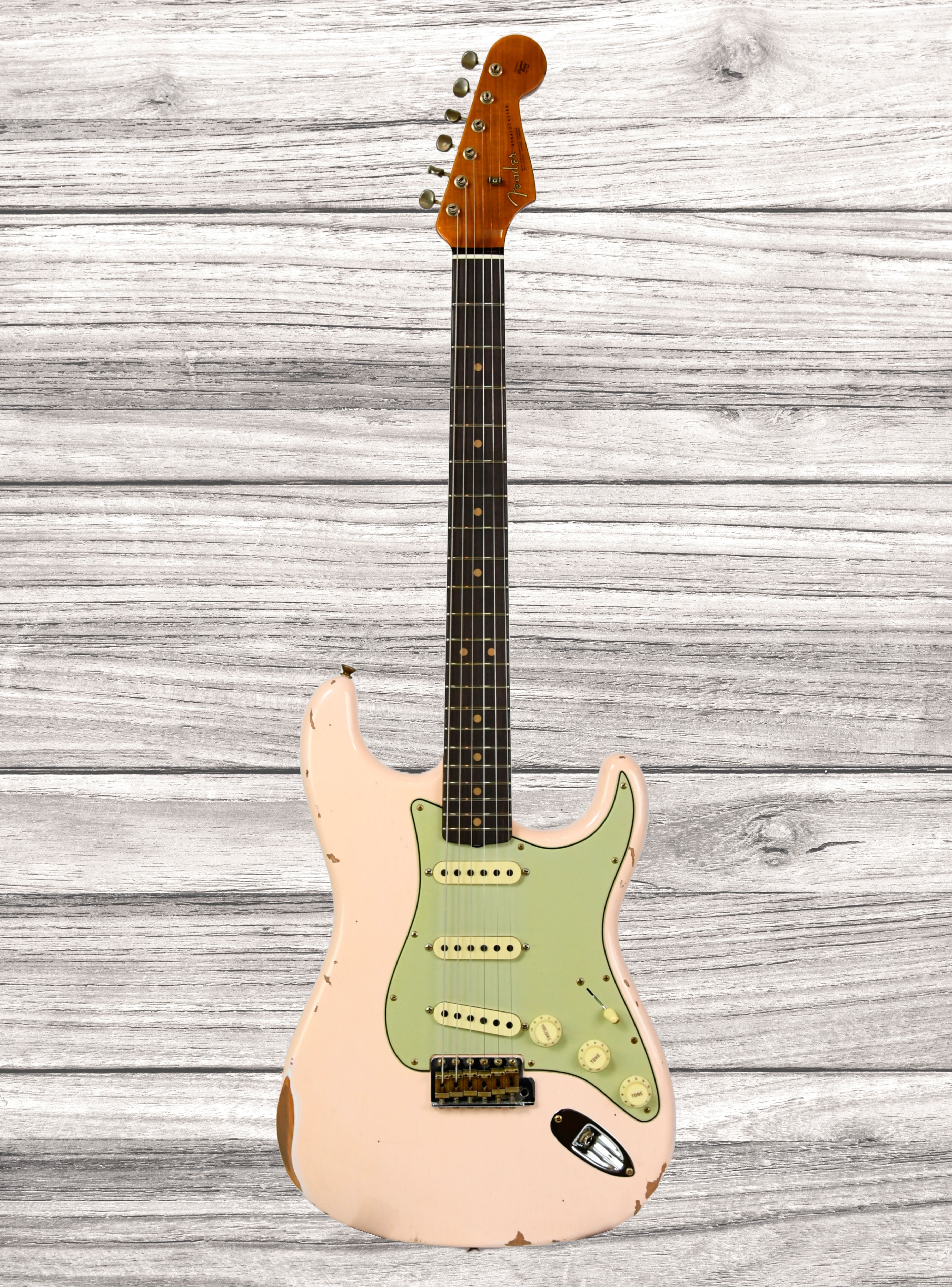 fender-custom-shop-limited-edition-63-strat-relic-super-faded-aged-shell-pink_679364df75226.jpg
