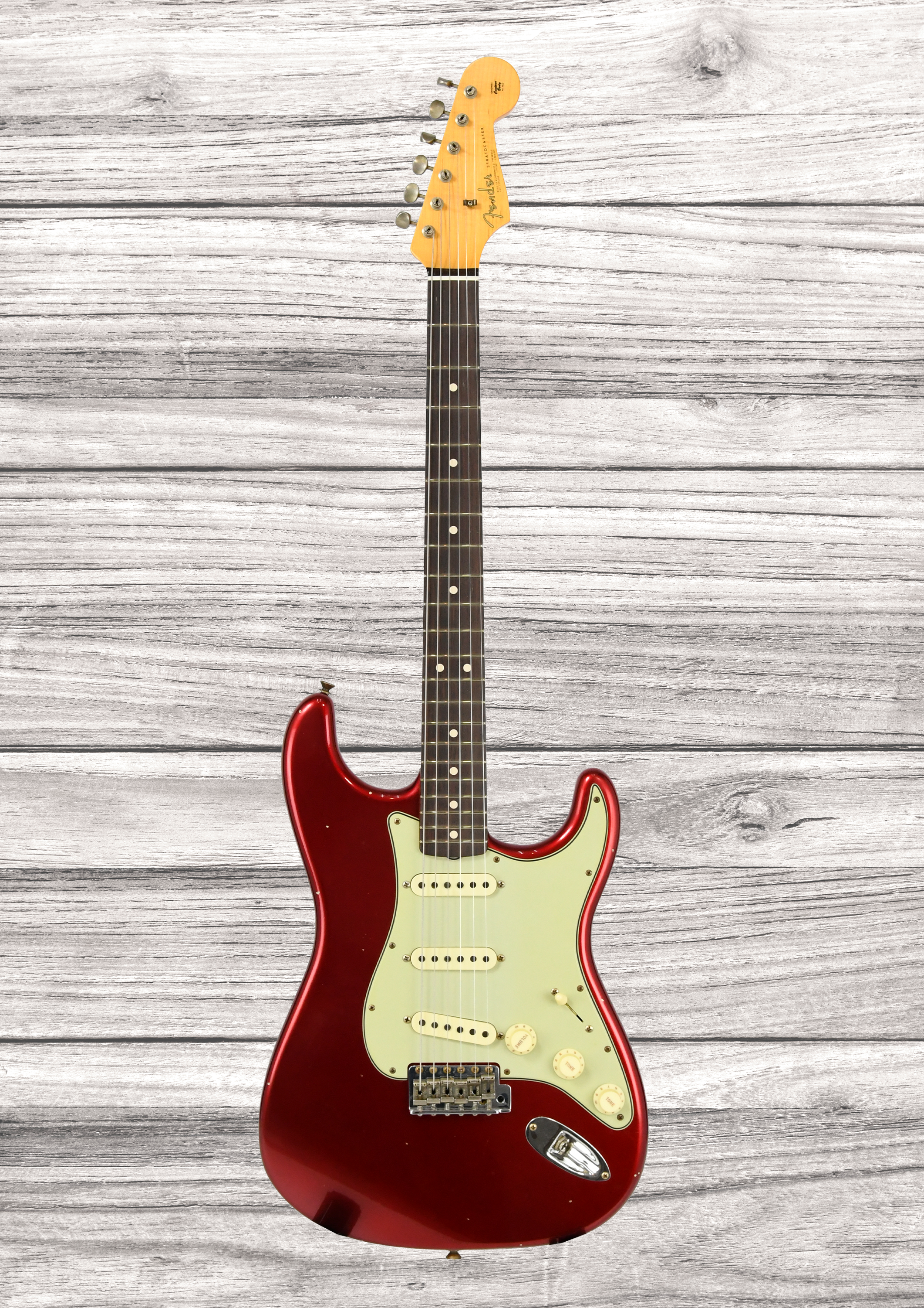 fender-custom-shop-limited-edition-63-stratocaster-journeyman-candy-apple-red_69315d1b435e1.png