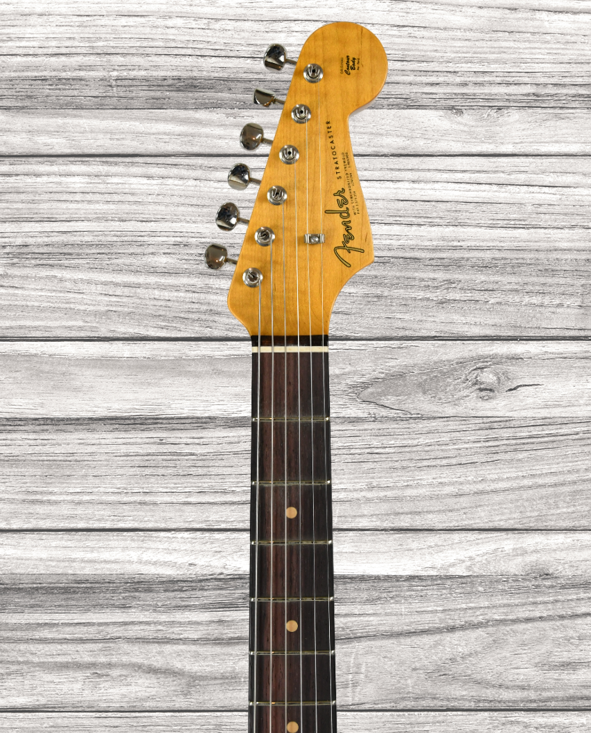 fender-custom-shop-limited-edition-63-stratocaster-journeyman-relic-aged-fiesta-red_6818a67e1e6c2.png
