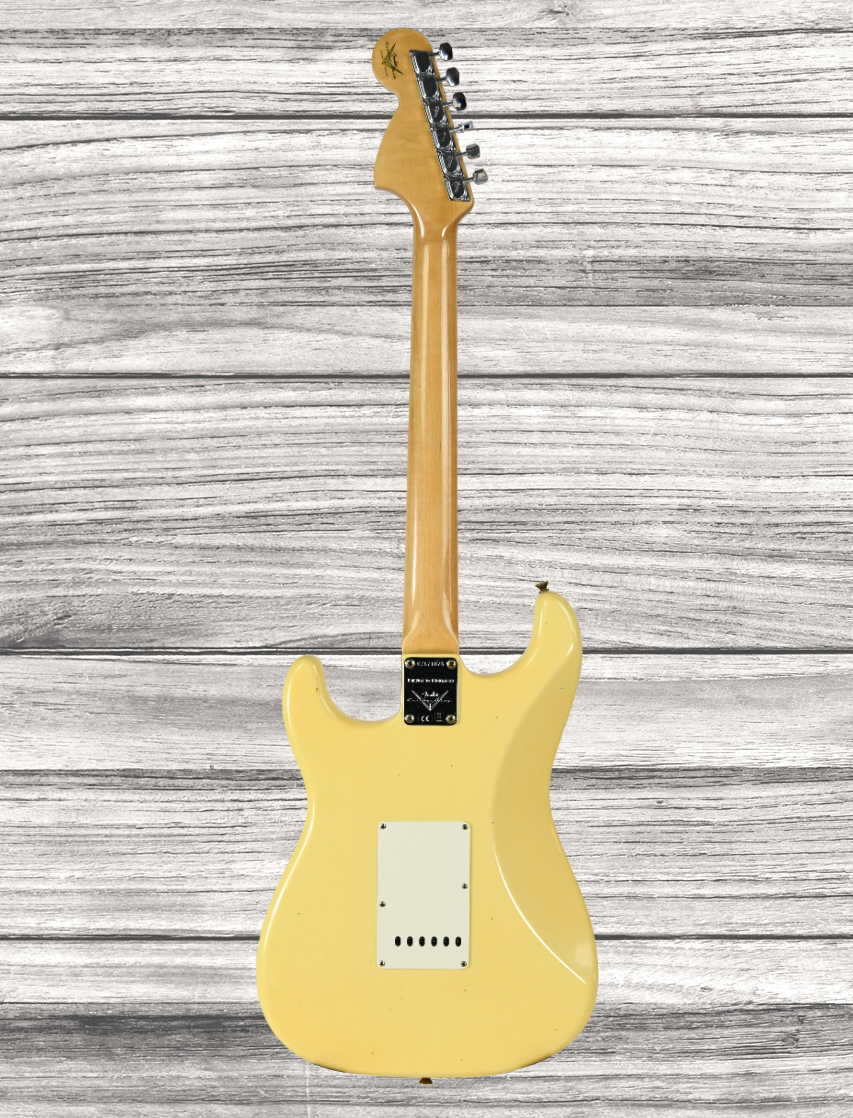 fender-custom-shop-limited-edition-69-strat-journeyman-relic-aged-vintage-white_65b78900d6aa1.png