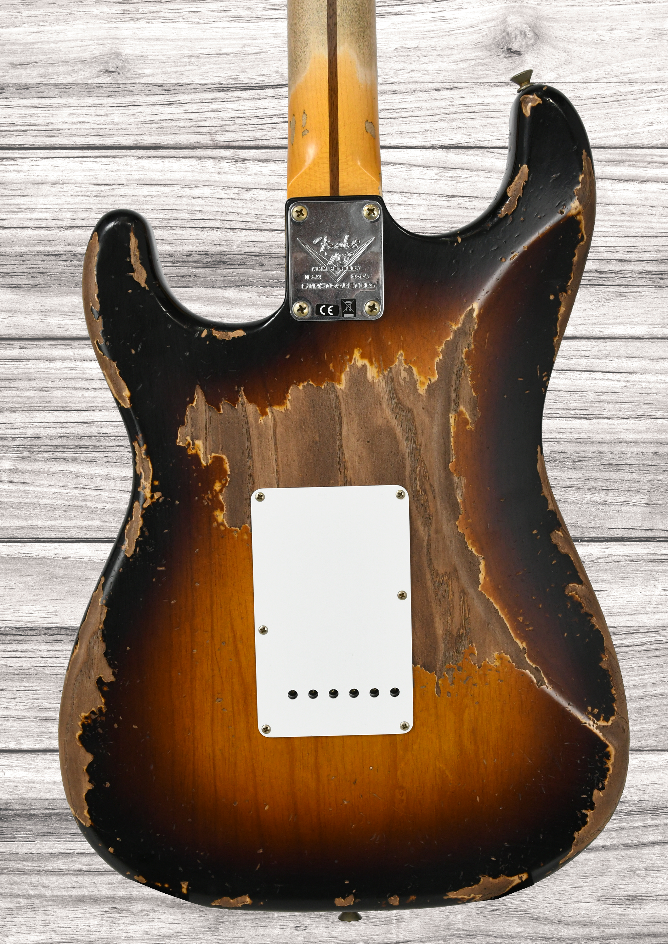 fender-custom-shop-limited-edition-70th-anniversary-54-strat-super-heavy-relic-2-color-sunburst_6932aafe46dd2.png