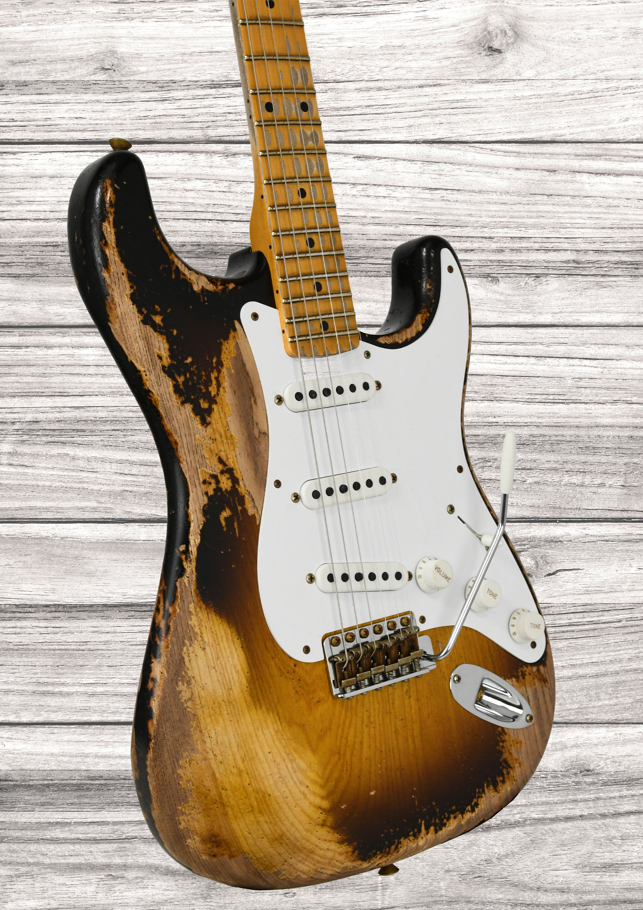 fender-custom-shop-limited-edition-70th-anniversary-54-strat-super-heavy-relic-2-color-sunburst_6932ab1326c08.png