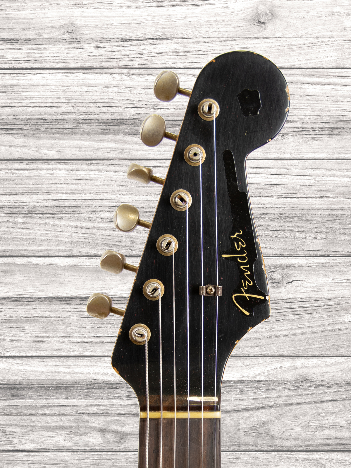 fender-custom-shop-limited-edition-dual-mag-ii-strat-relic-aged-black-over-3-color-sunburst_609d601592d8c.jpg