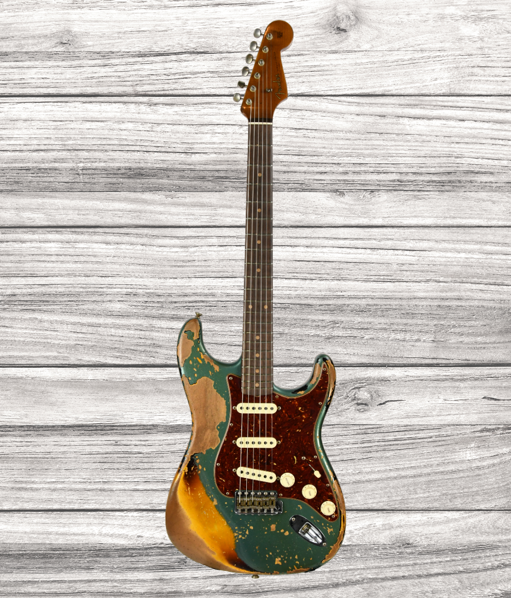 fender-custom-shop-limited-edition-roasted-61-super-heavy-relic-rosewood-fingerboard-sherwood-green-over-sunburst_64b517998f53d.png