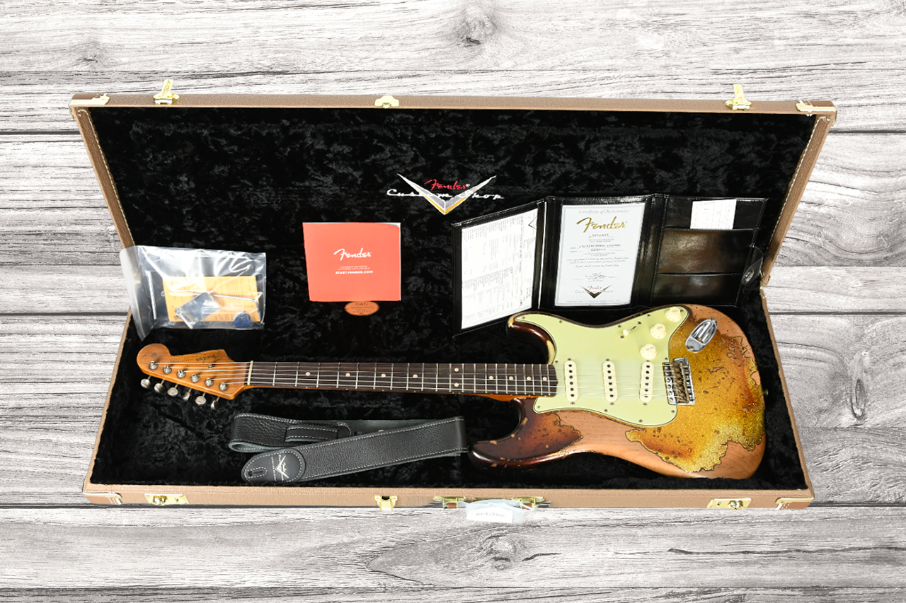 fender-custom-shop-ltd-60-stratocaster-super-heavy-relic-super-faded-aged-3-color-sunburst-sparkle_646c798e9b2ee.png