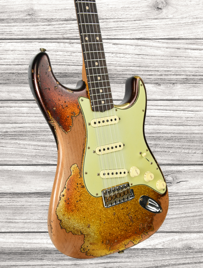 fender-custom-shop-ltd-60-stratocaster-super-heavy-relic-super-faded-aged-3-color-sunburst-sparkle_646c79cc4195a.jpg