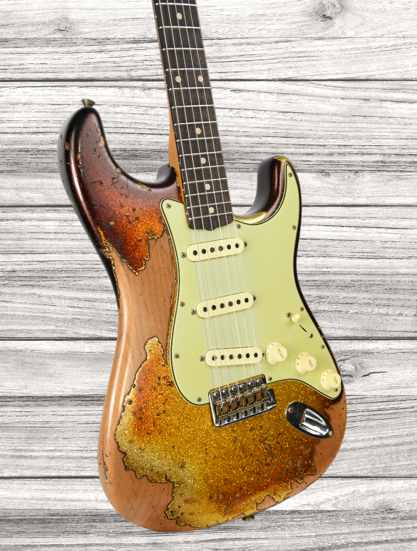 fender-custom-shop-ltd-60-stratocaster-super-heavy-relic-super-faded-aged-3-color-sunburst-sparkle_646c79cc4195a.png