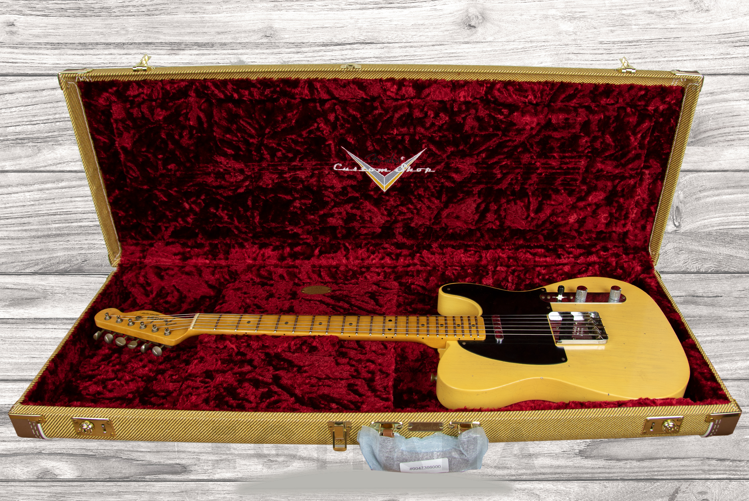 fender-custom-shop-ltd-70th-anniversary-broadcaster-journeyman-relic-nocasterr-blonde_6087db5054ab7.jpg