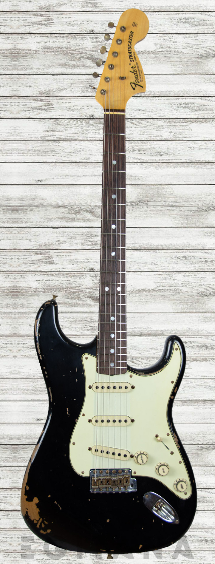 fender-custom-shop-michael-landau-signature-1968-relic-black_60fff936a27e4.jpg