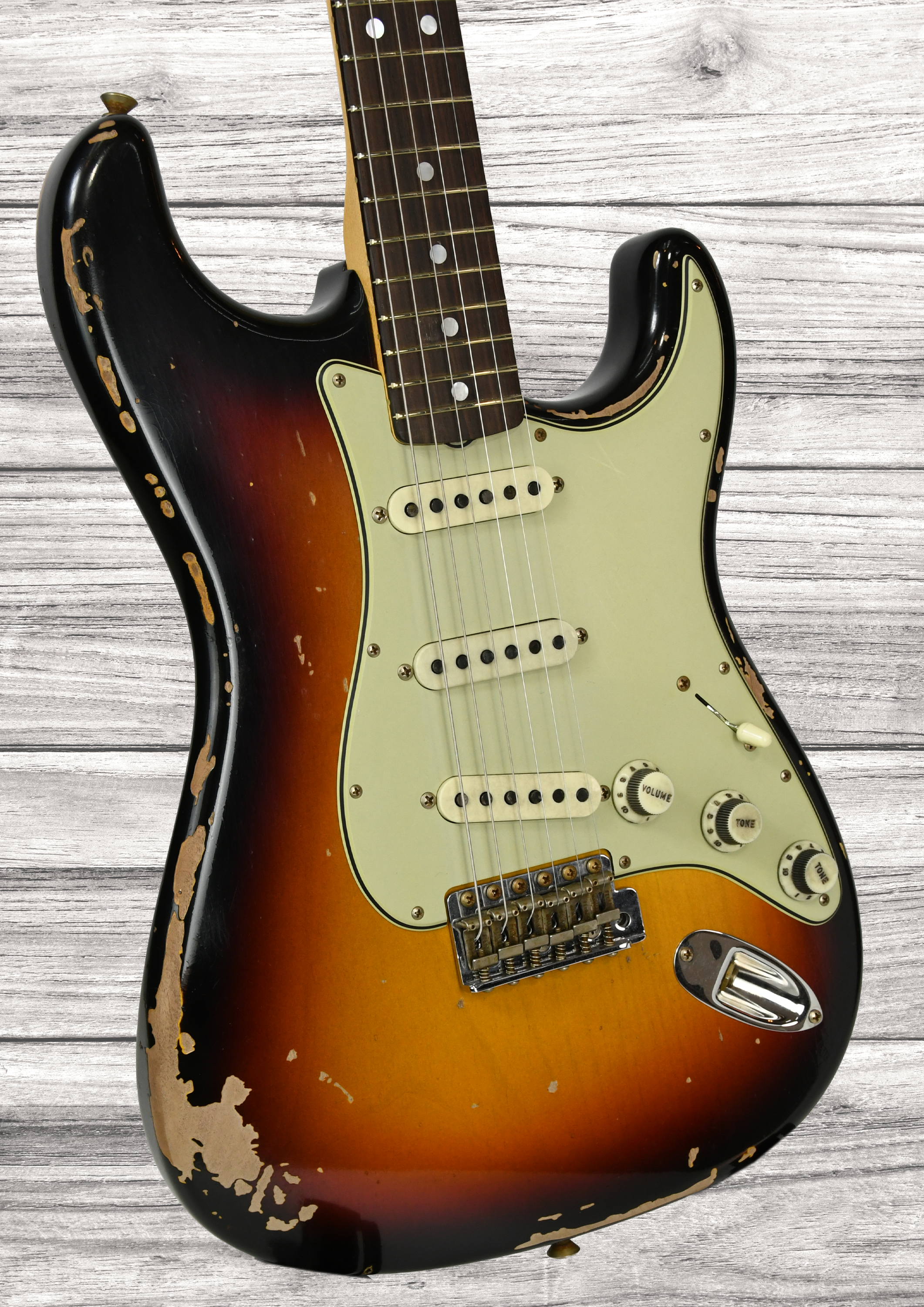 fender-custom-shop-michael-landau-signature-1968-round-laminated-rosewood-bleached-3-color-sunburst_6904f6feafc83.png