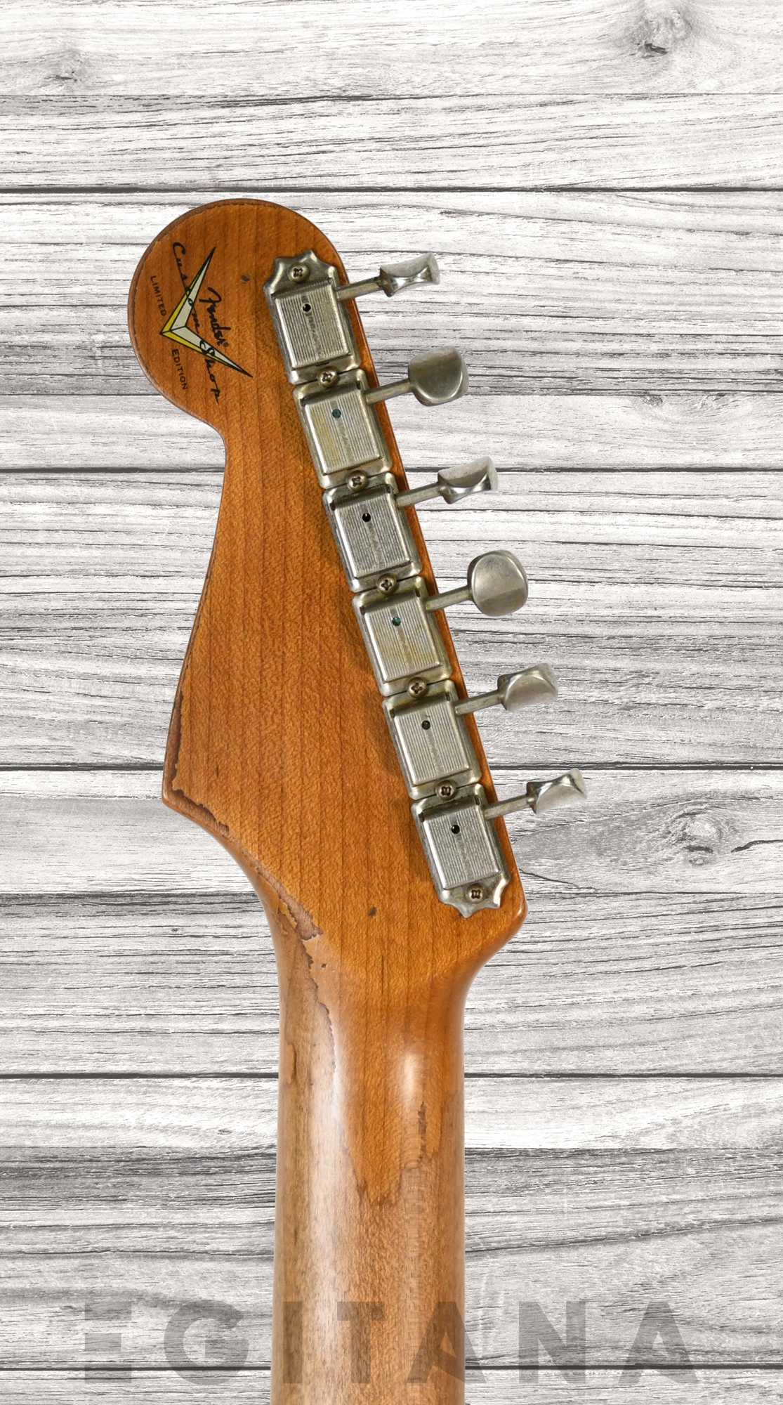 fender-custom-shop-poblano-super-heavy-relic-natural_63974041b90b0.jpg