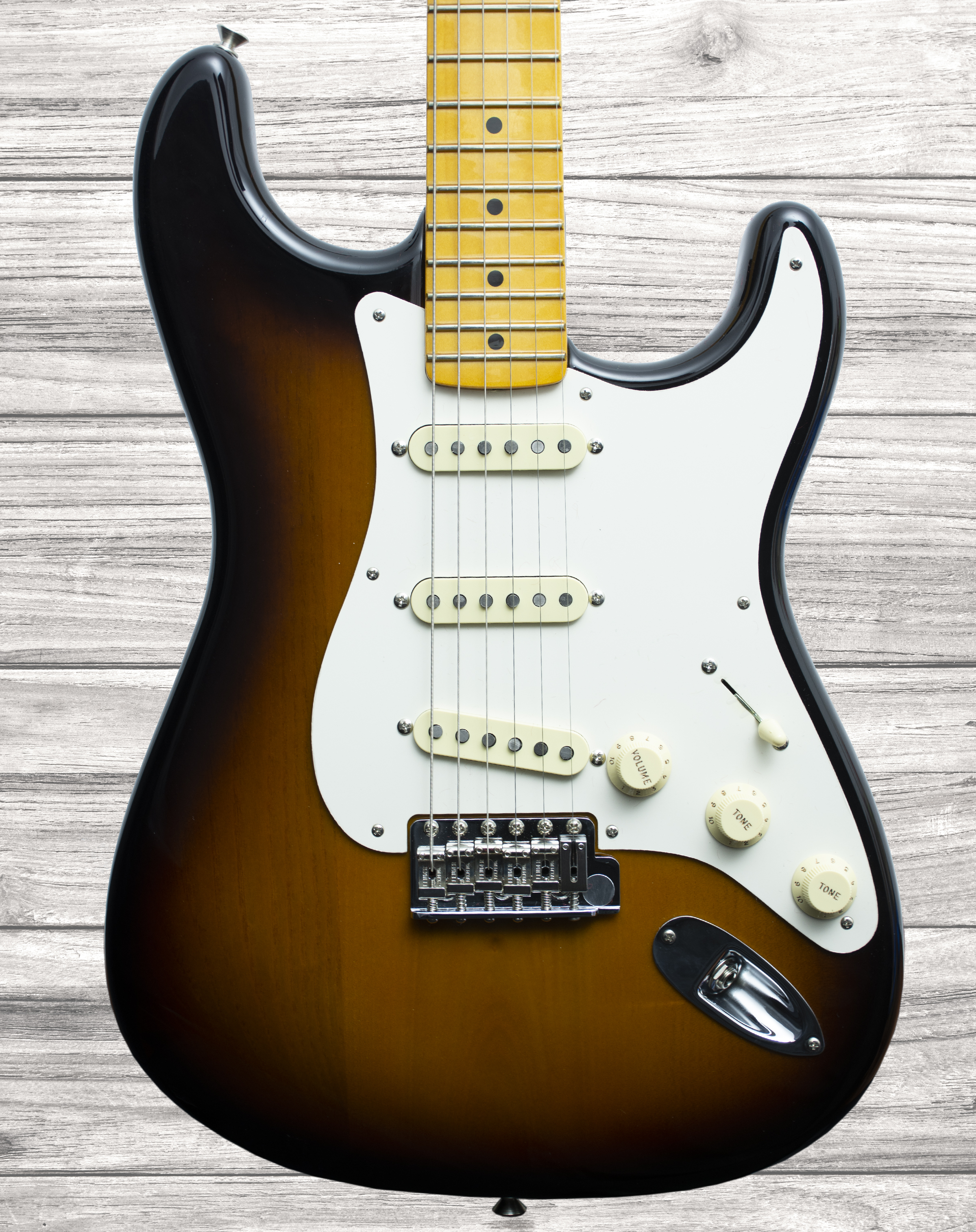 fender-eric-johnson-1954-virginia-strat-mn-2-sb_5ea85b5393fdf.jpg