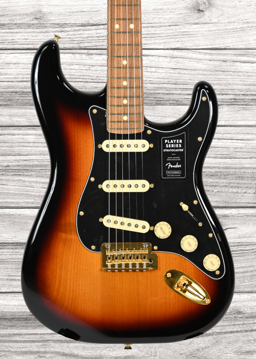 fender-fsr-player-gold-hardware-pau-ferro-fb-3-tone-sunburst_64149ded8b313.png