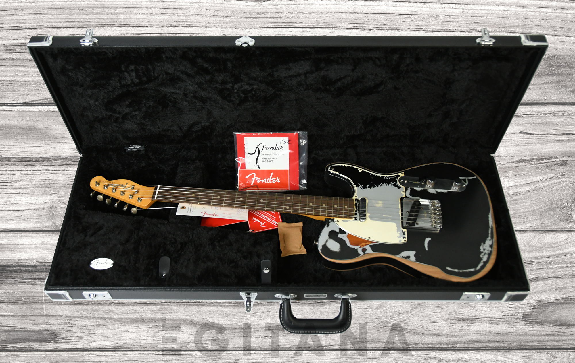 fender-joe-strummer-tele-rw-black_635669e3036e8.jpg