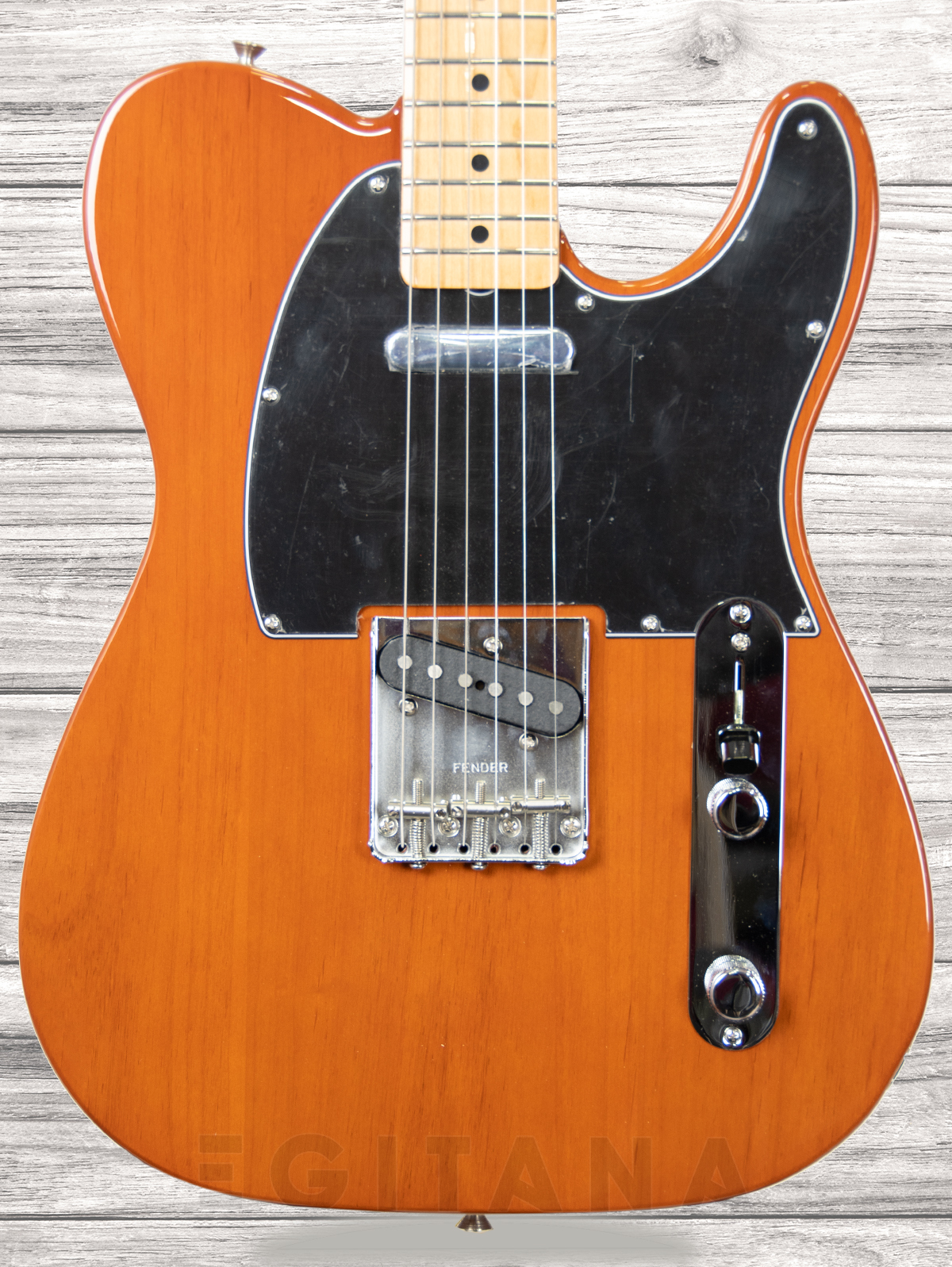 fender-limited-edition-vintera-70s-mocha-maple-fingerboard_6092a54a2c914.jpg