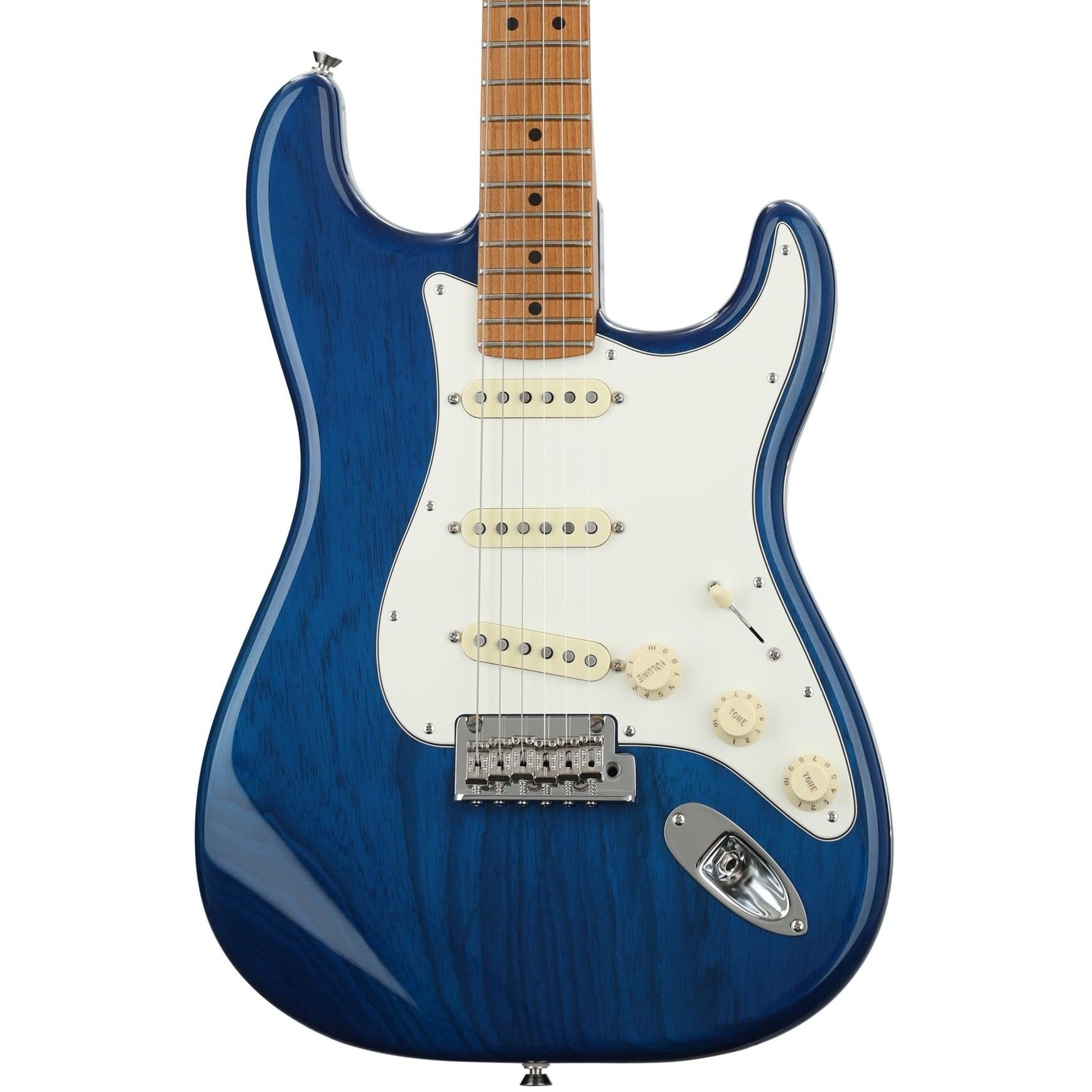 fender-ltd-american-pro-strat-sapphire-blue-with-roasted-maple-neck_5dee78302d294.jpg