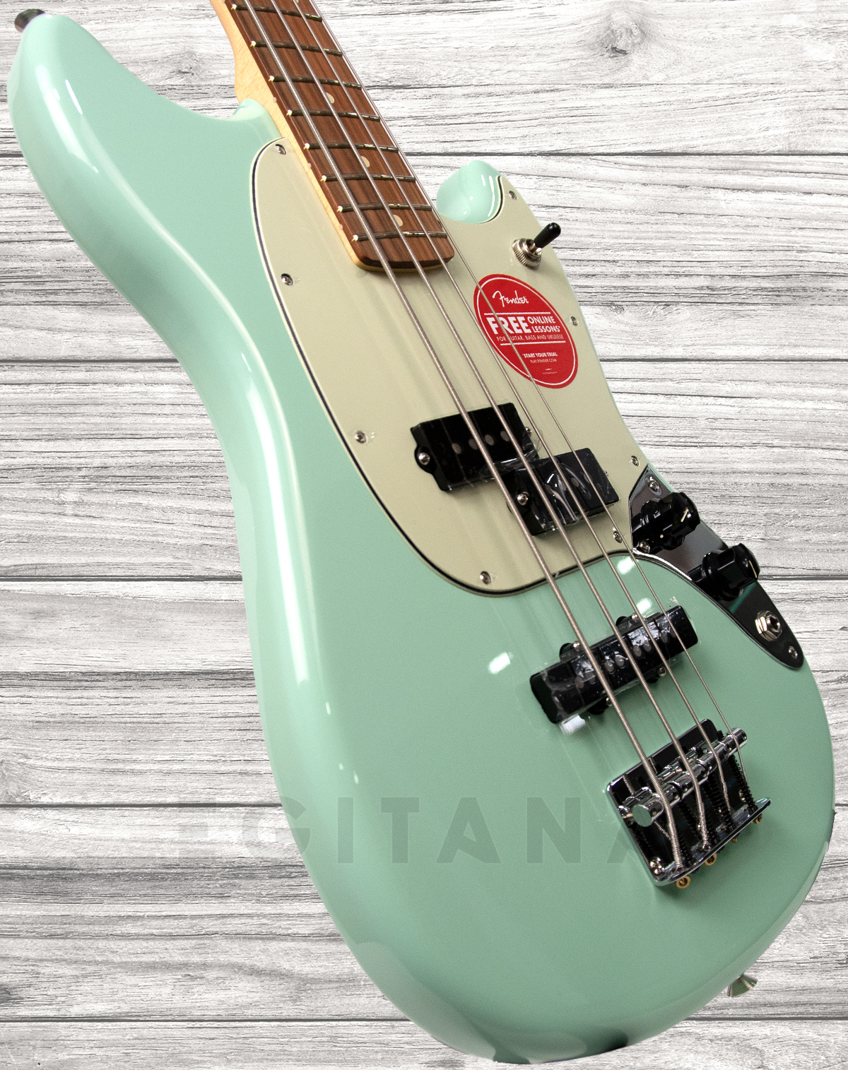 fender-ltd-mustang-bass-pf-sfp_5f64cf96d9d01.jpg