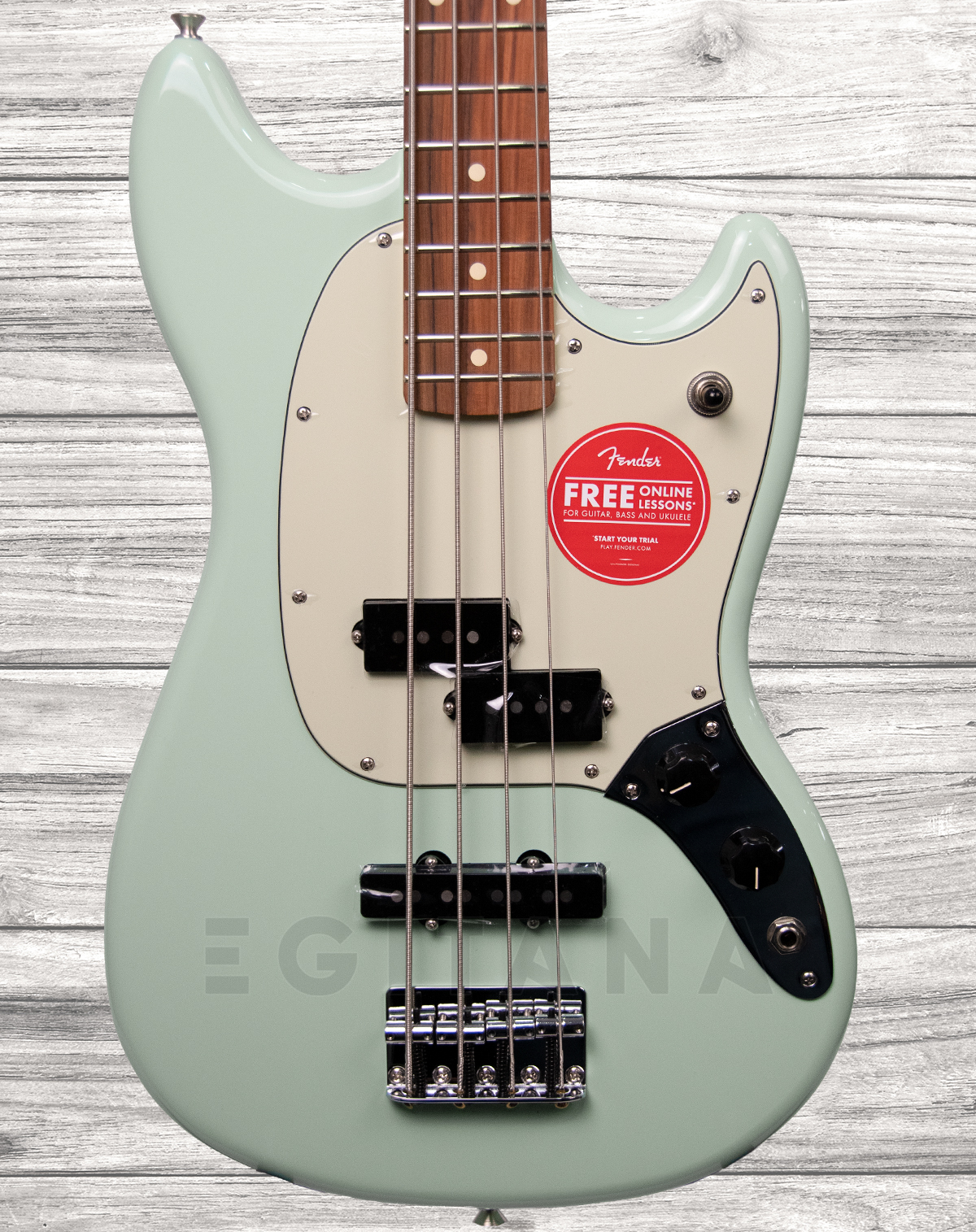 fender-ltd-mustang-bass-pf-sfp_5f64cf9a69386.jpg